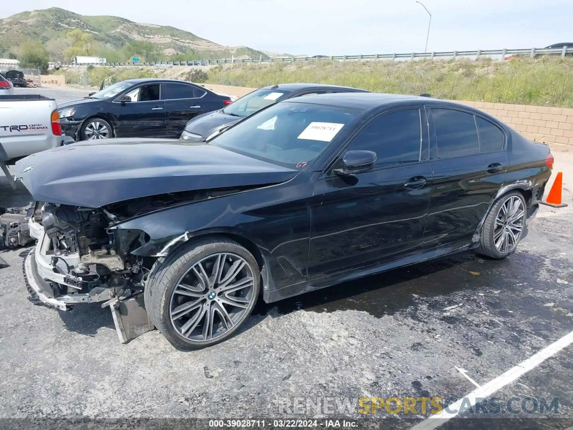 15 Photograph of a damaged car WBAJS1C08LWW61368 BMW 540I 2020