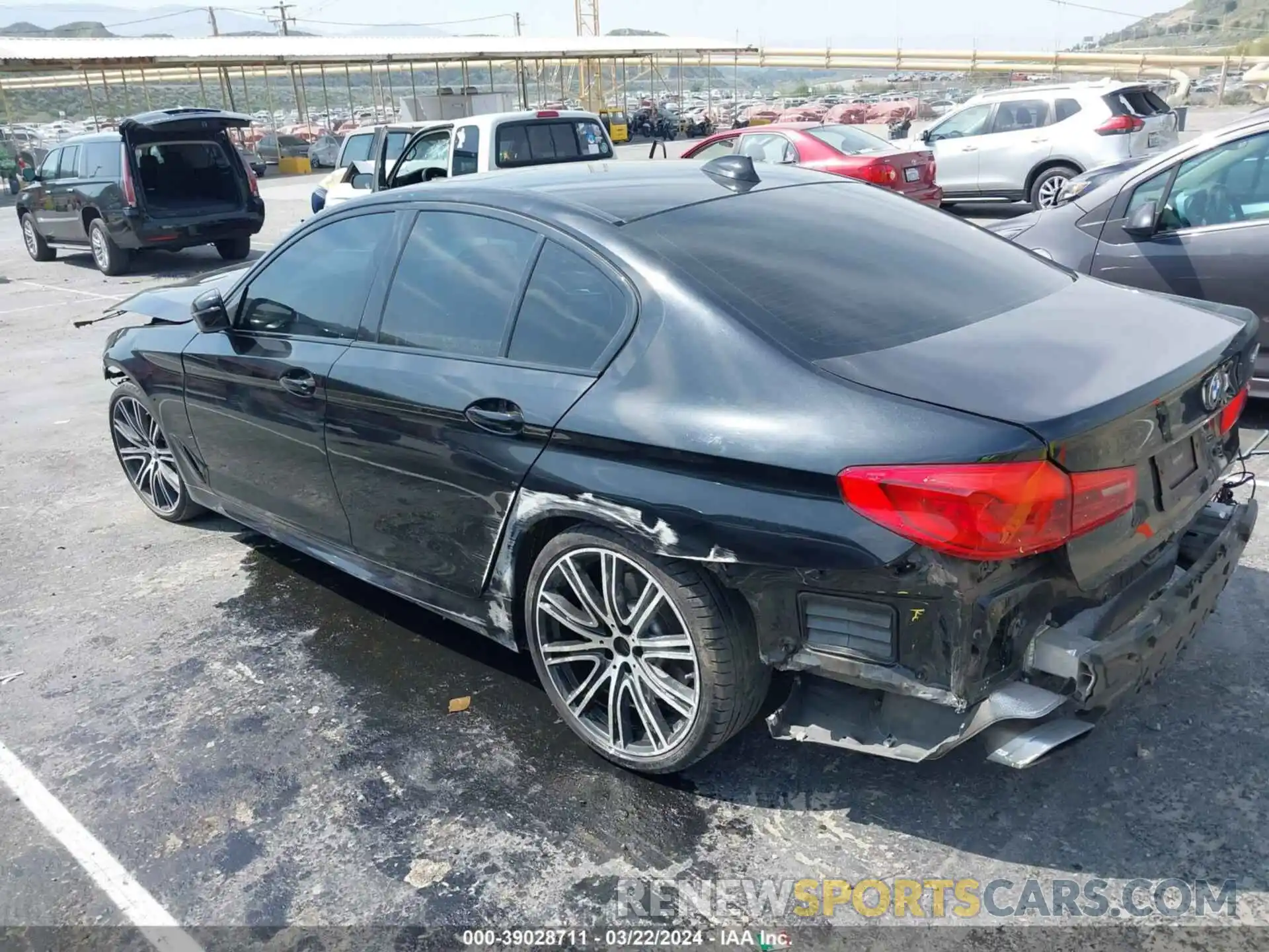 3 Photograph of a damaged car WBAJS1C08LWW61368 BMW 540I 2020