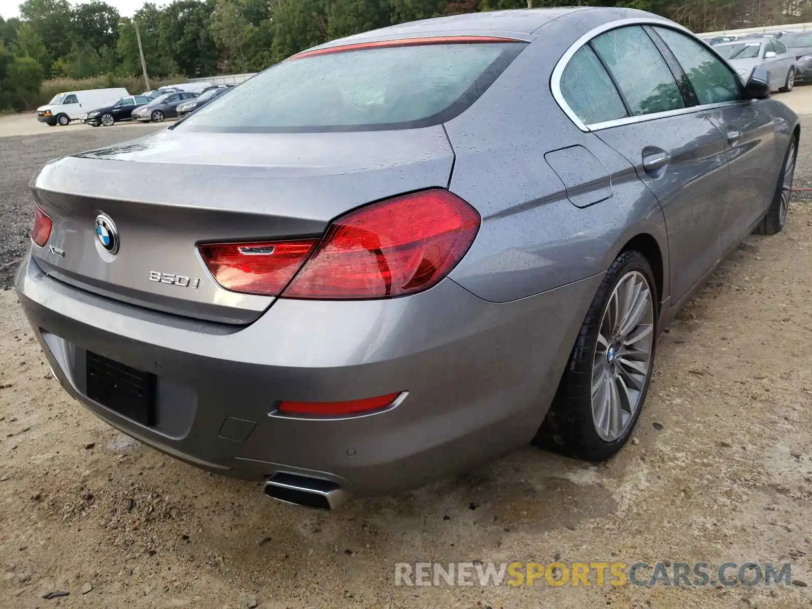 4 Photograph of a damaged car WBA6D6C5XKG388998 BMW 6 SERIES 2019