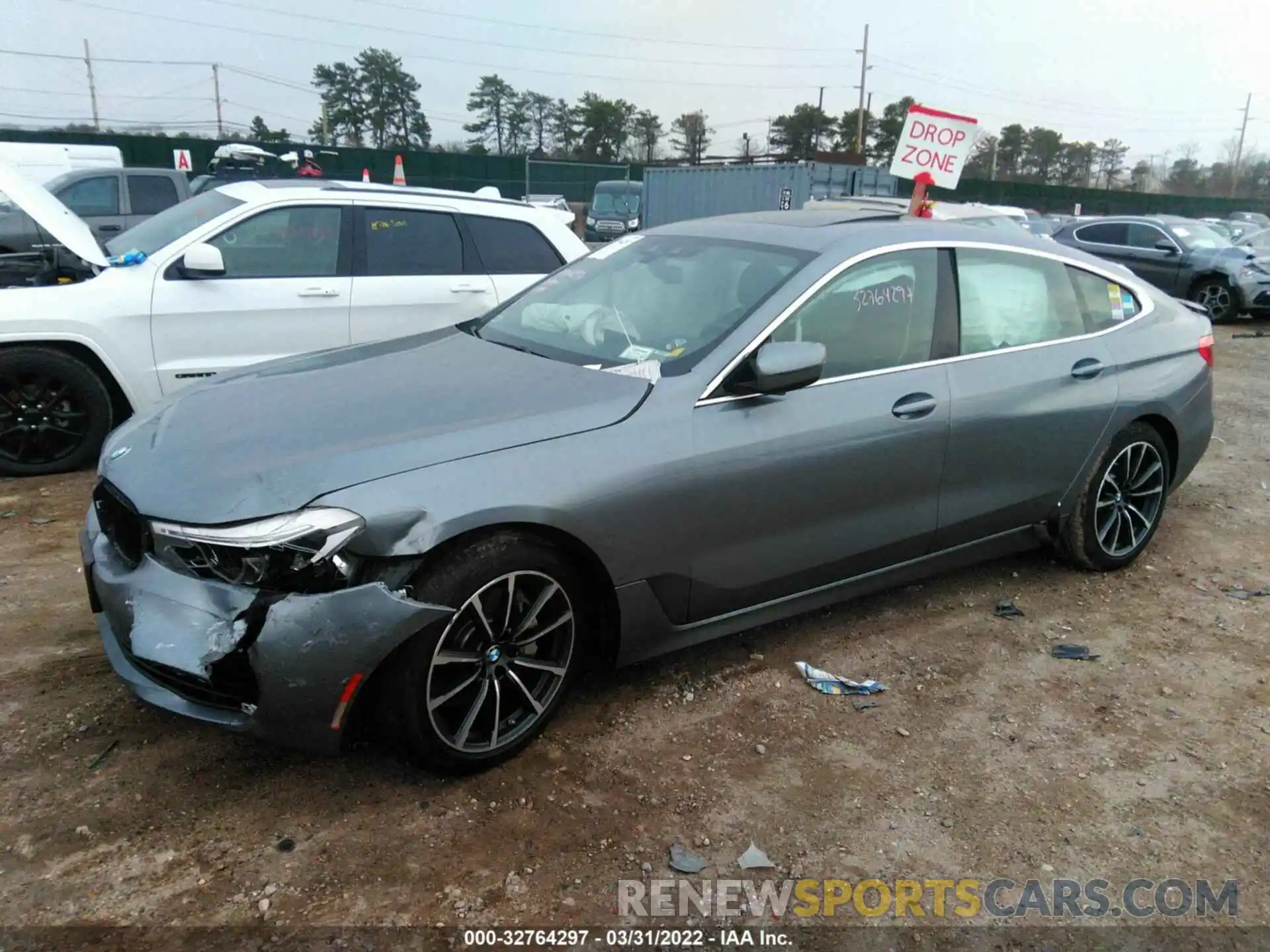 2 Photograph of a damaged car WBAJV6C50KBK08545 BMW 6 SERIES 2019