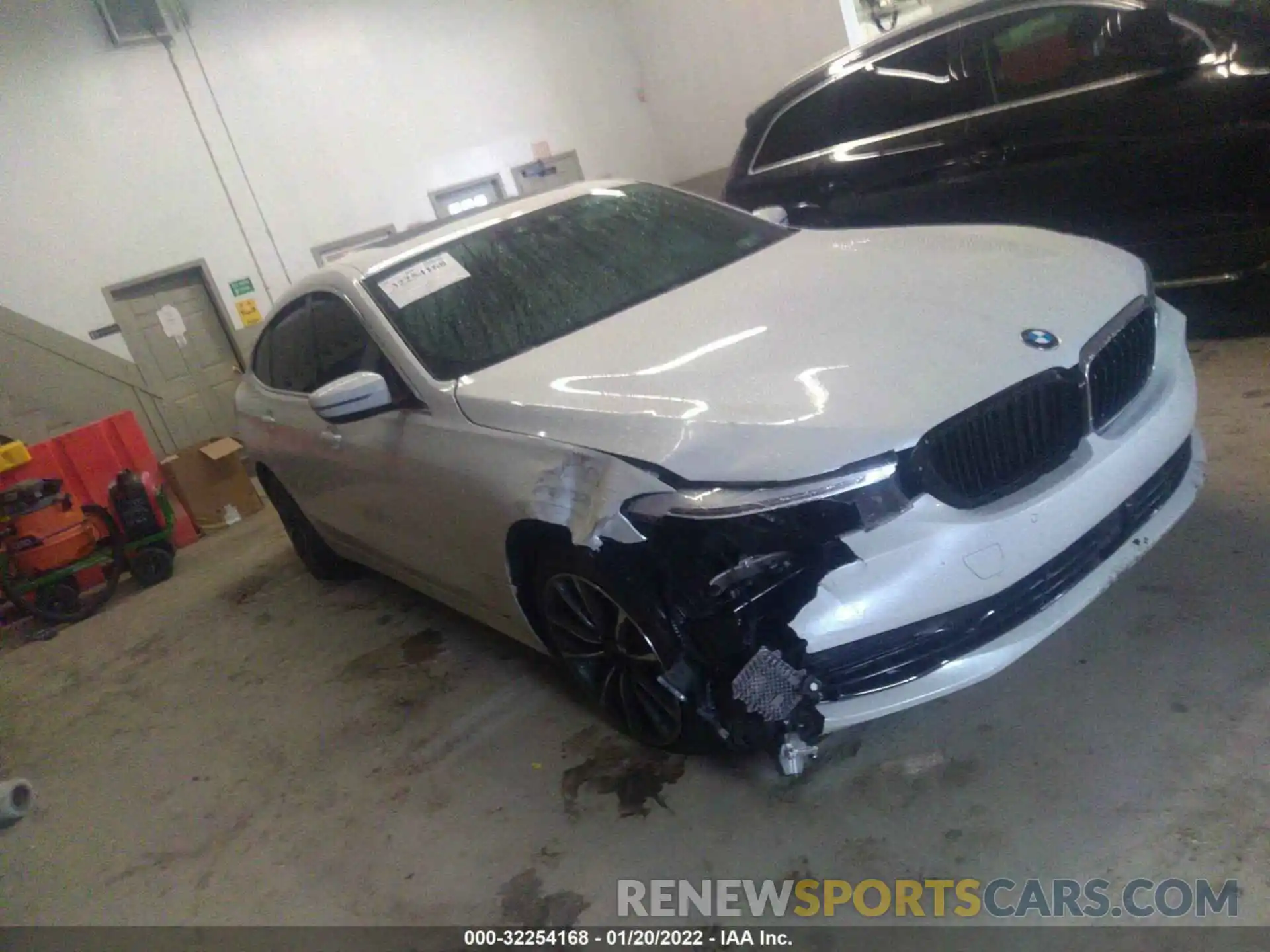 1 Photograph of a damaged car WBAJV6C51KBK08456 BMW 6 SERIES 2019