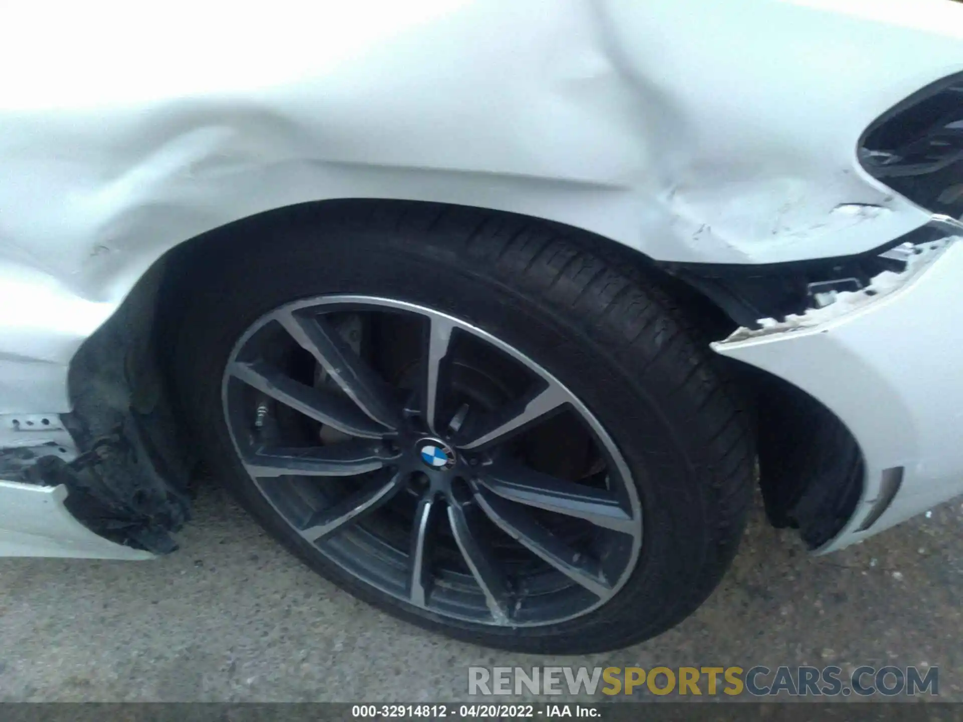 14 Photograph of a damaged car WBAJV6C52KBK08899 BMW 6 SERIES 2019