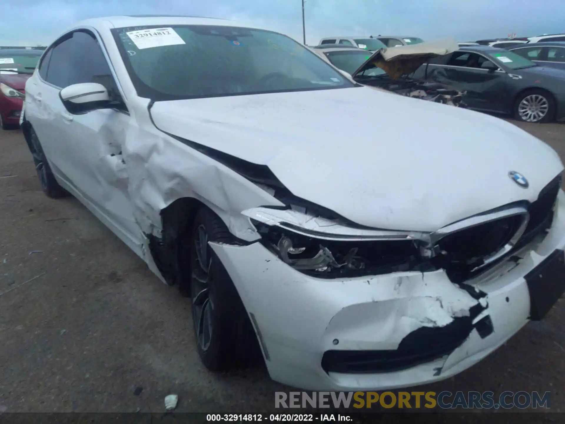 6 Photograph of a damaged car WBAJV6C52KBK08899 BMW 6 SERIES 2019