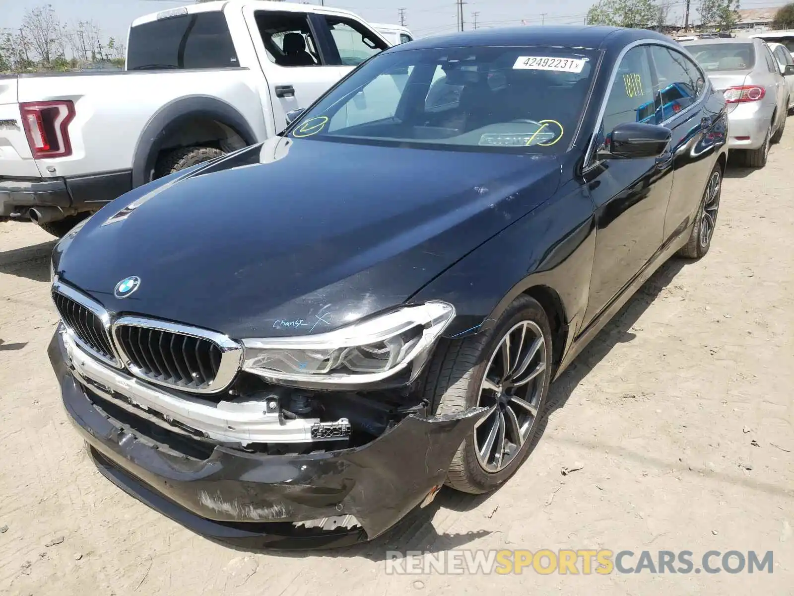 2 Фотография поврежденного автомобиля WBAJV6C53KBK08846 BMW 6 SERIES 2019