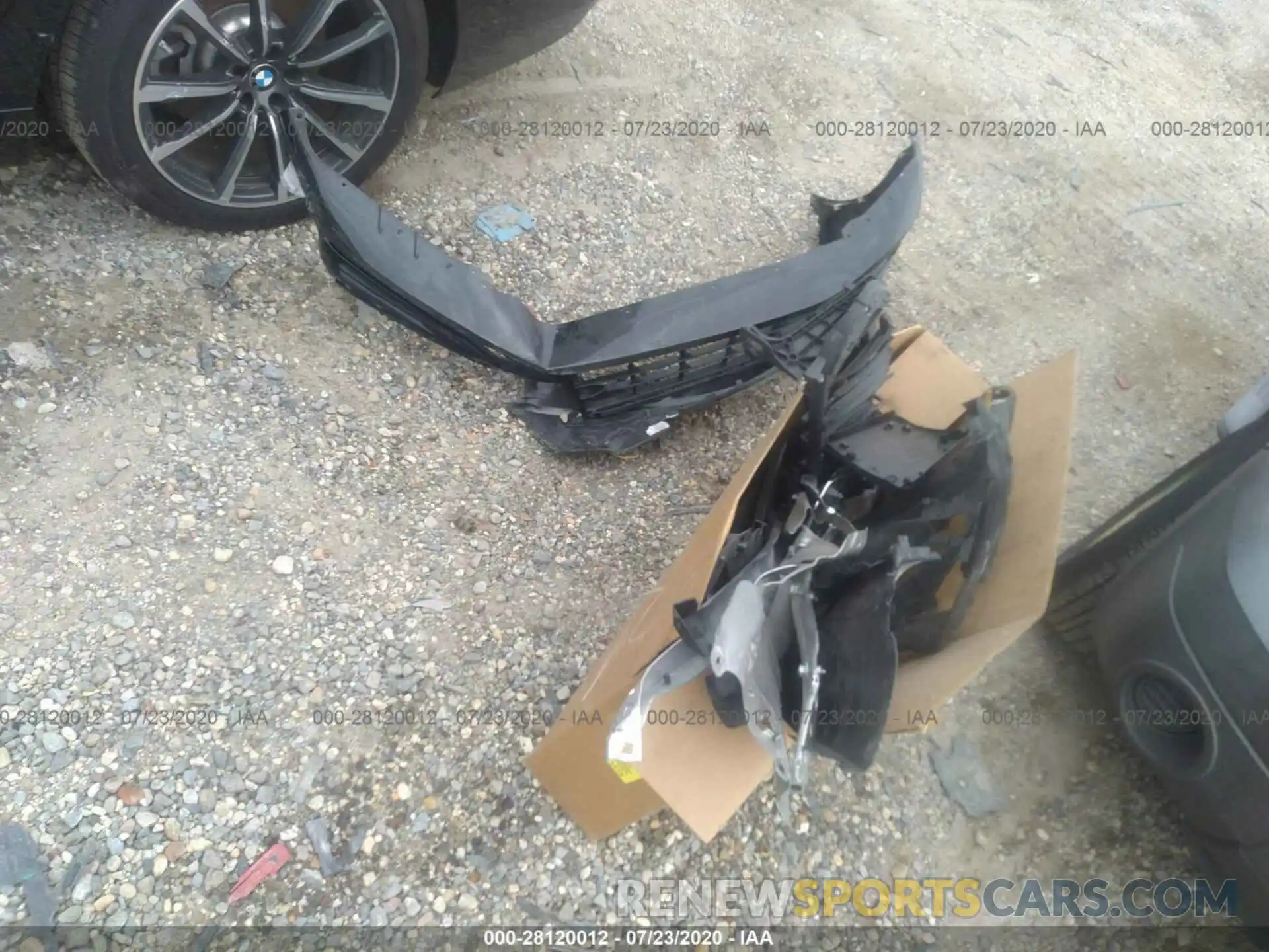 12 Photograph of a damaged car WBAJV6C56KBK08145 BMW 6 SERIES 2019
