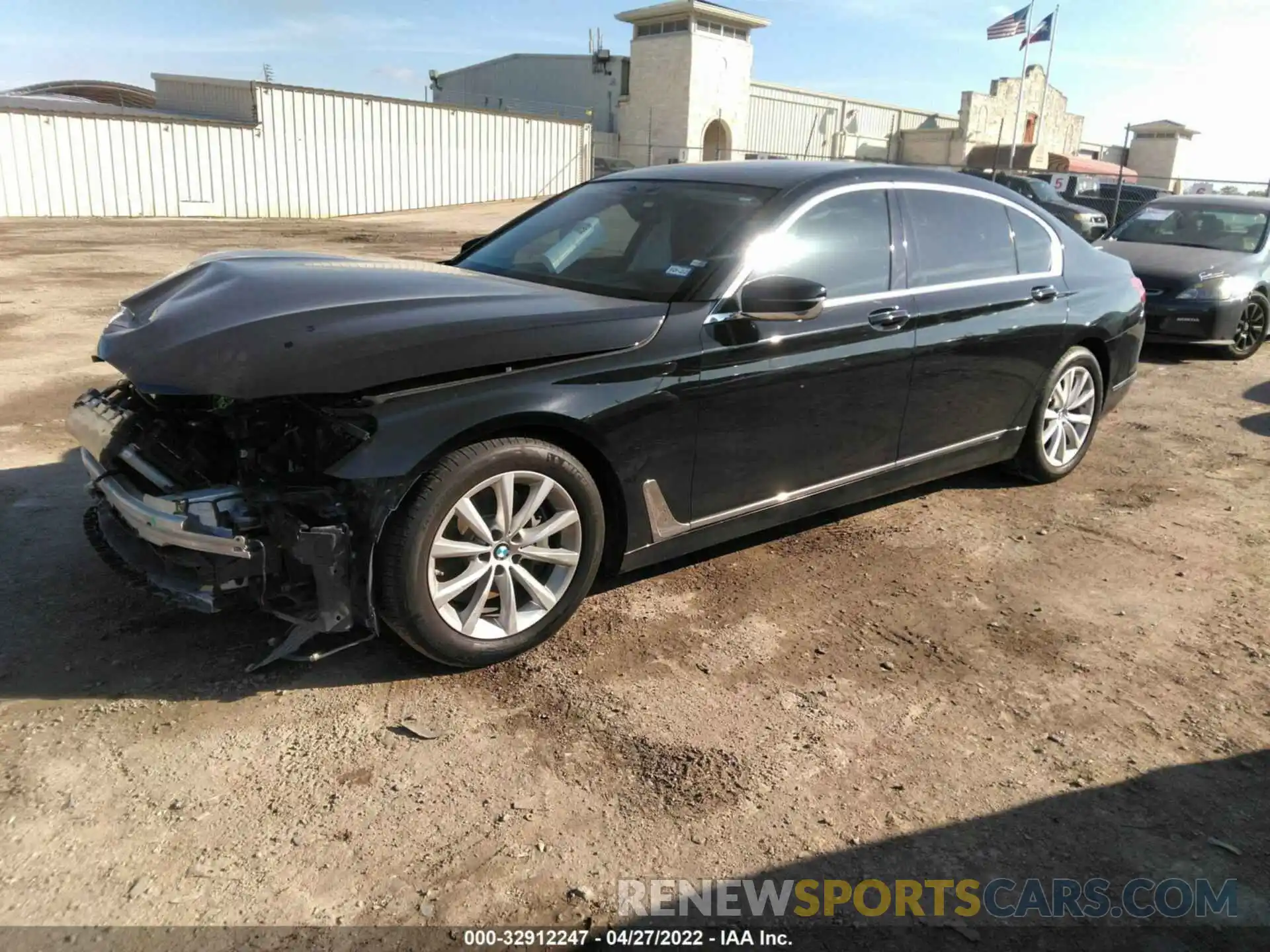 2 Photograph of a damaged car WBA7E2C50KB216728 BMW 7 SERIES 2019