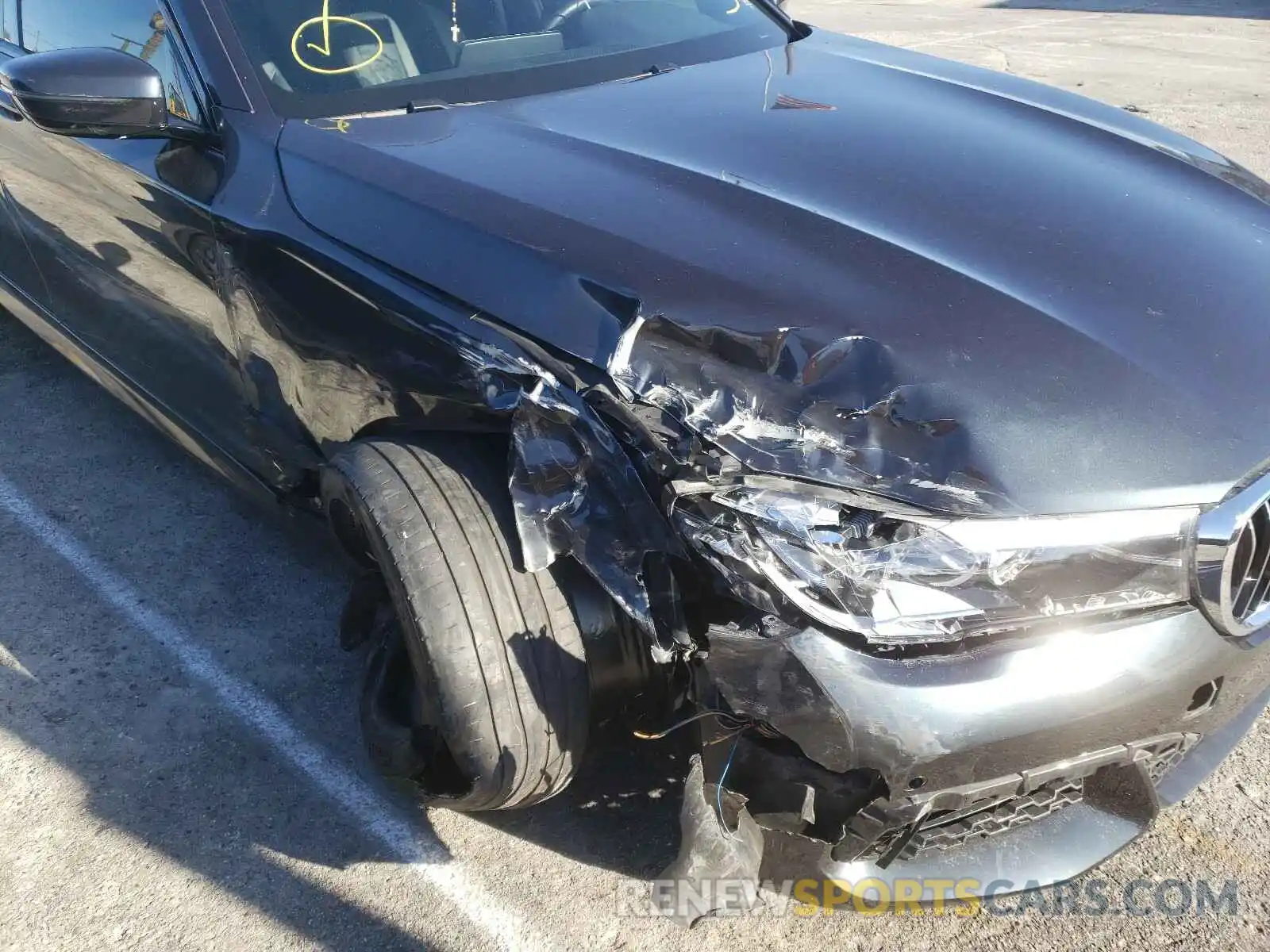 9 Фотография поврежденного автомобиля WBA7E2C50KB217572 BMW 7 SERIES 2019