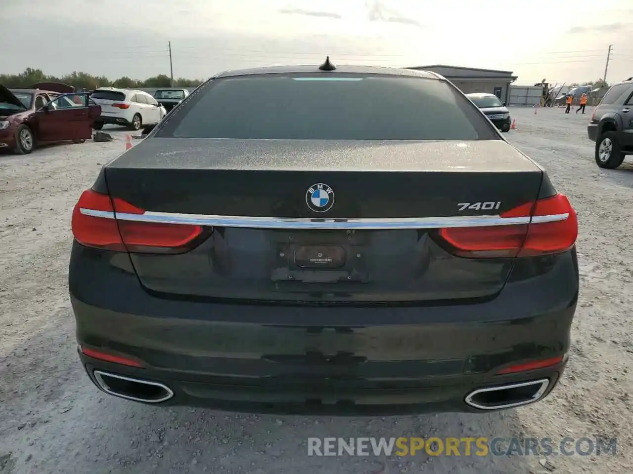 6 Photograph of a damaged car WBA7E2C50KB218236 BMW 7 SERIES 2019