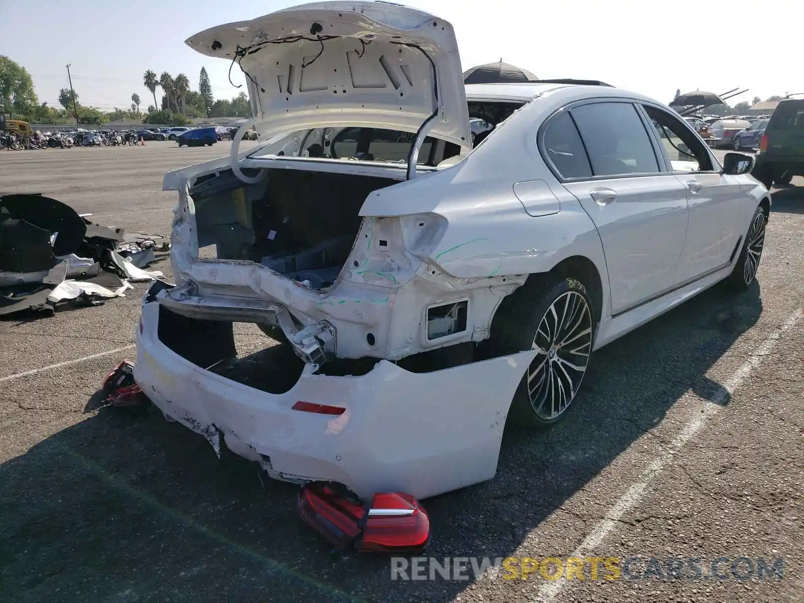 4 Photograph of a damaged car WBA7E2C50KB454210 BMW 7 SERIES 2019