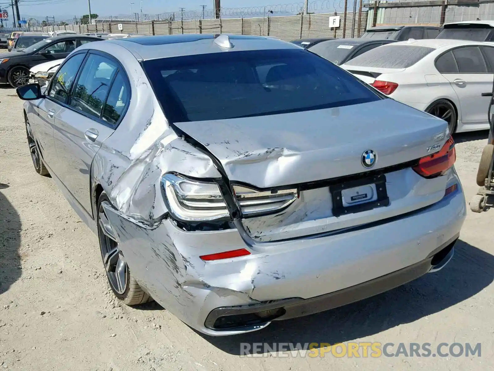 3 Photograph of a damaged car WBA7E2C51KB216849 BMW 7 SERIES 2019