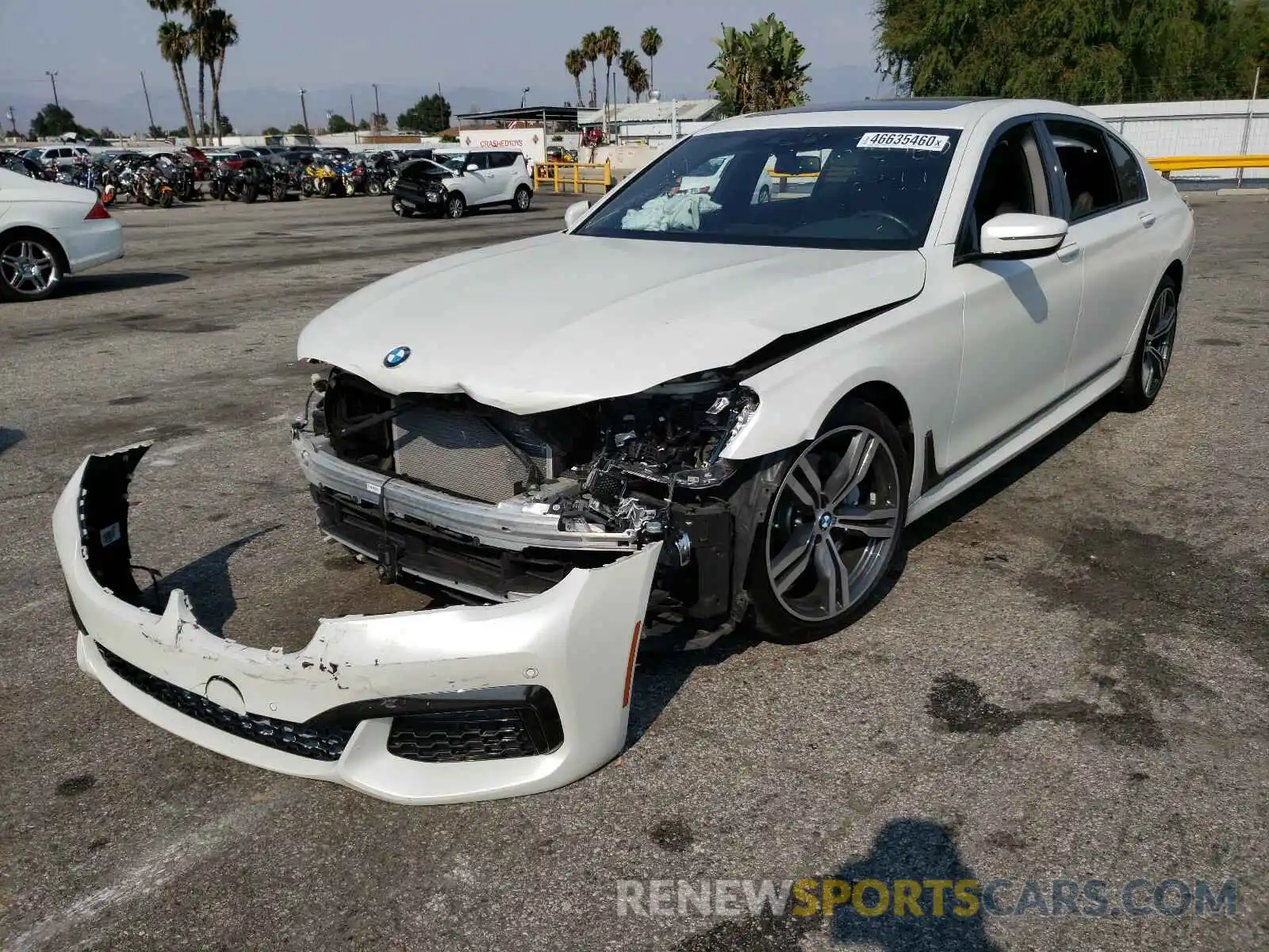 2 Фотография поврежденного автомобиля WBA7E2C51KB216964 BMW 7 SERIES 2019