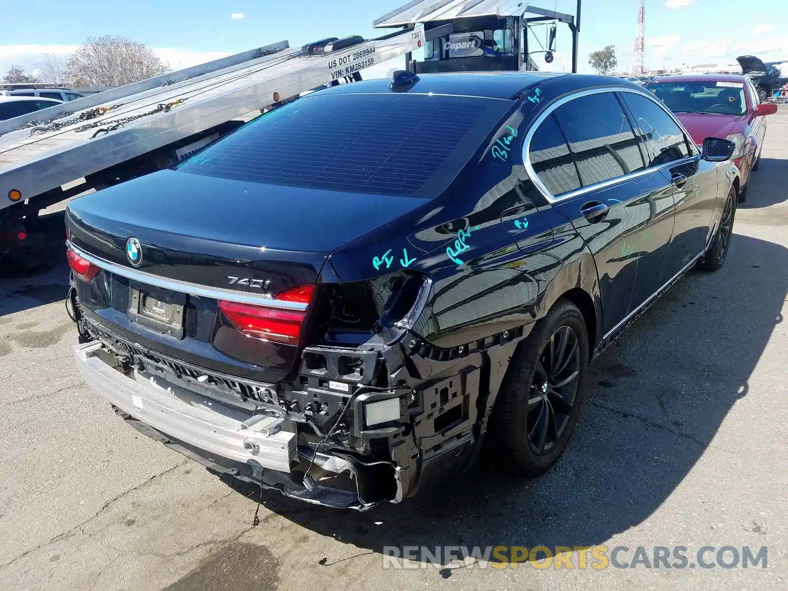 4 Photograph of a damaged car WBA7E2C51KB218231 BMW 7 SERIES 2019