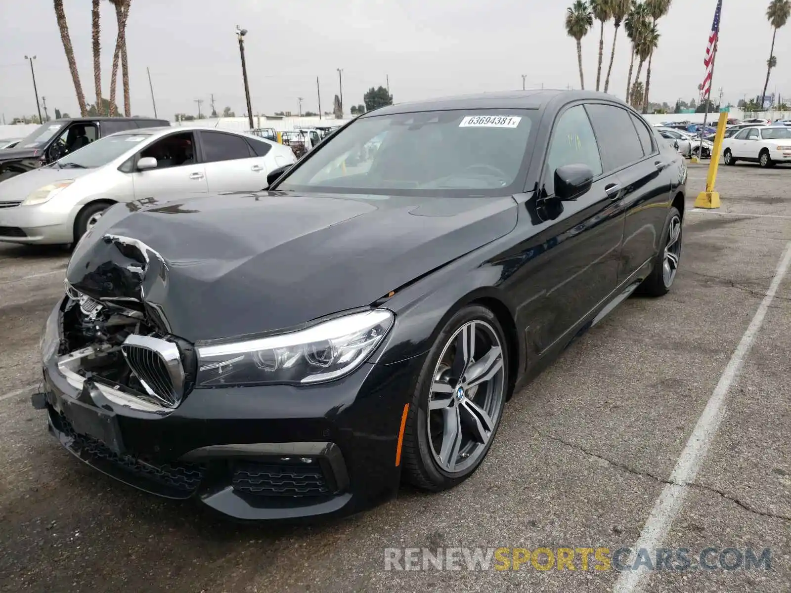 2 Photograph of a damaged car WBA7E2C51KB454071 BMW 7 SERIES 2019