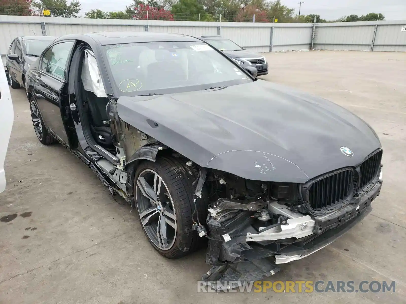 1 Photograph of a damaged car WBA7E2C51KB454121 BMW 7 SERIES 2019