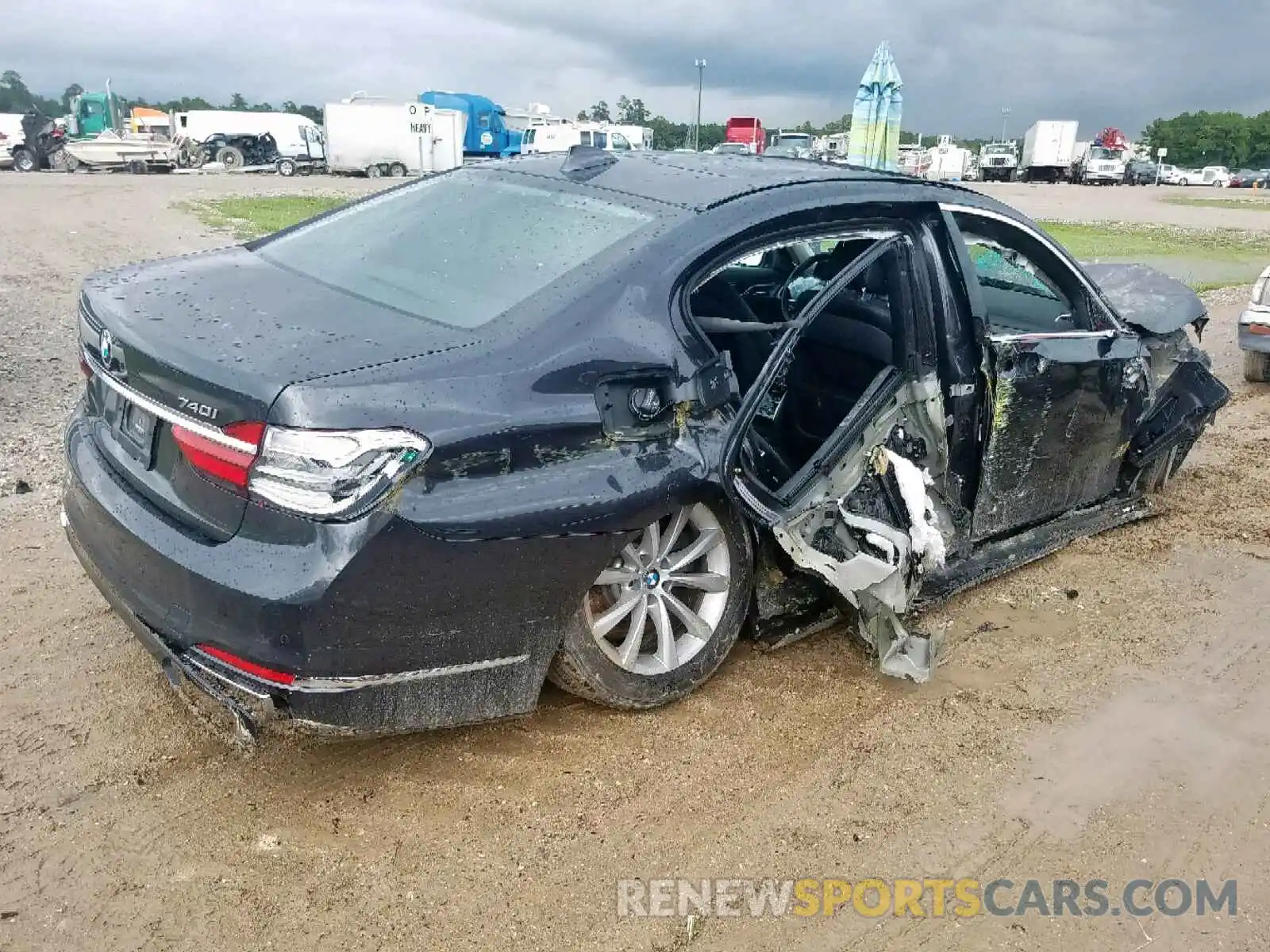 4 Photograph of a damaged car WBA7E2C52KB216567 BMW 7 SERIES 2019