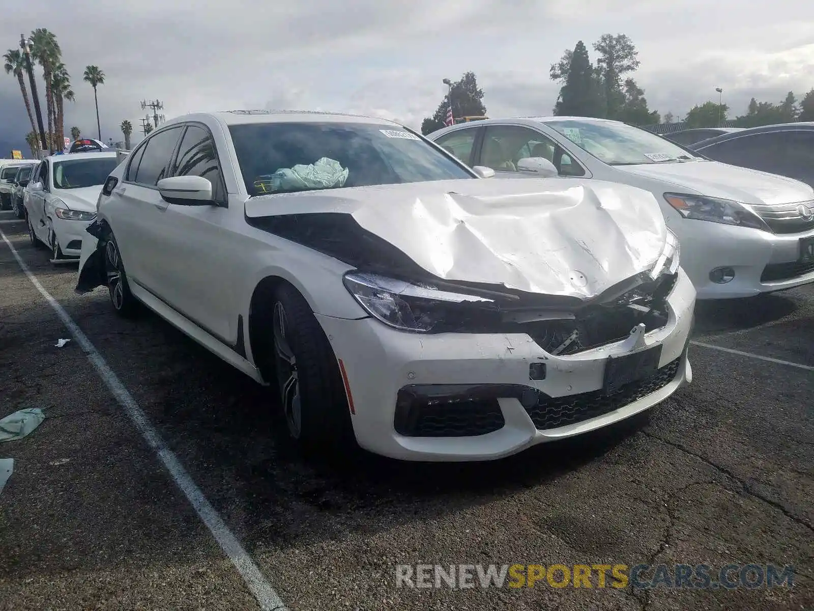 1 Photograph of a damaged car WBA7E2C52KB218142 BMW 7 SERIES 2019