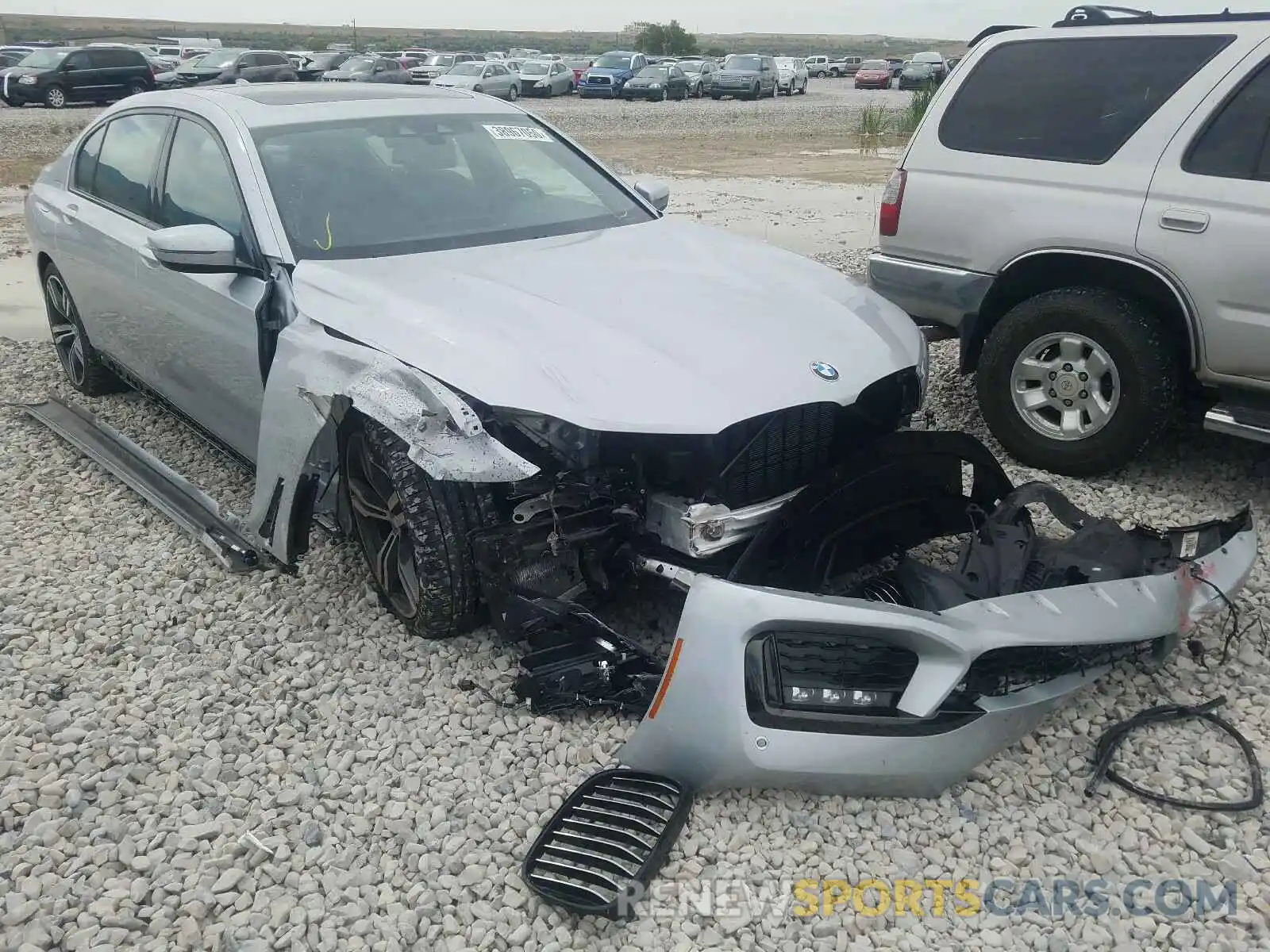 1 Photograph of a damaged car WBA7E2C52KB454113 BMW 7 SERIES 2019