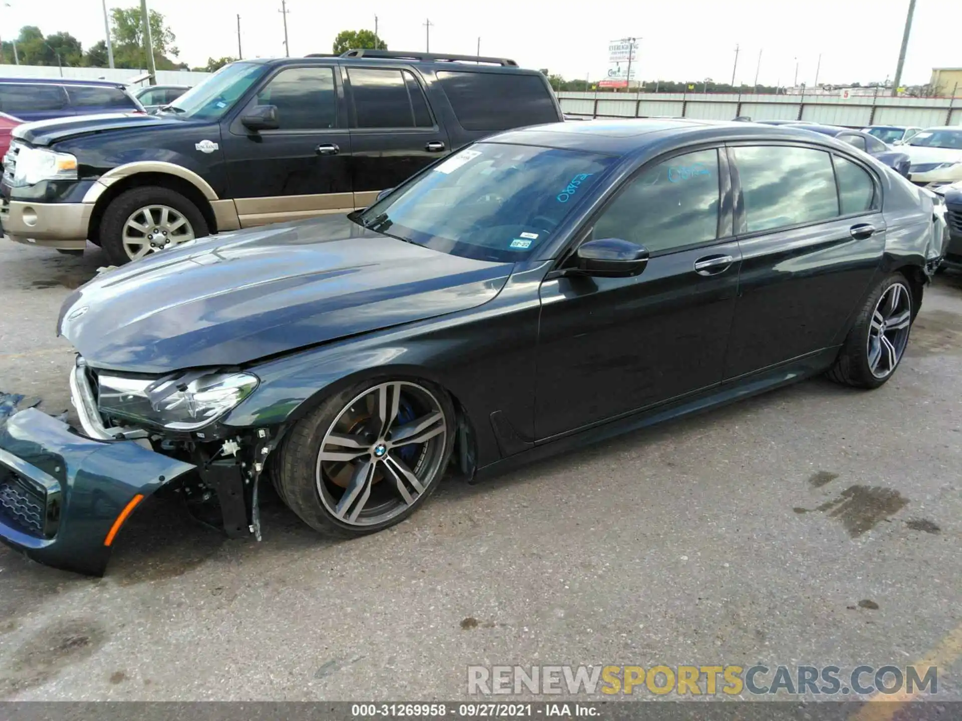 2 Photograph of a damaged car WBA7E2C52KB454452 BMW 7 SERIES 2019