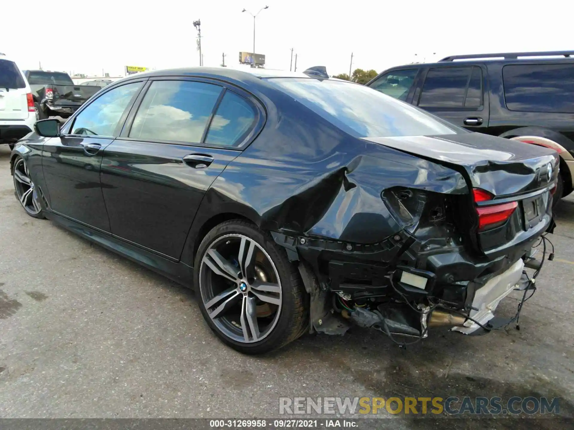 3 Photograph of a damaged car WBA7E2C52KB454452 BMW 7 SERIES 2019