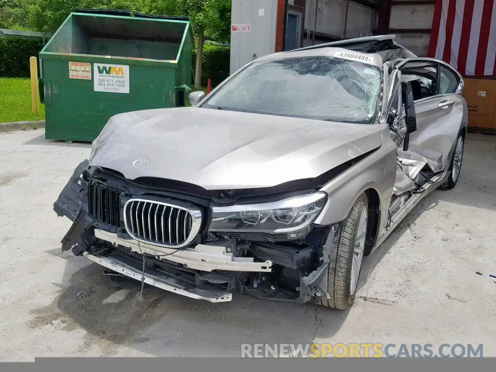 2 Фотография поврежденного автомобиля WBA7E2C52KB454743 BMW 7 SERIES 2019