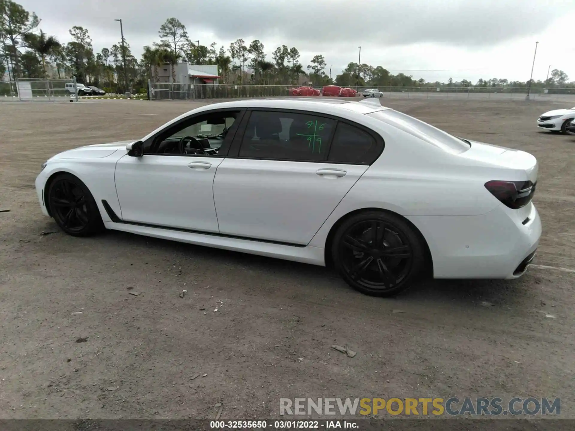 3 Photograph of a damaged car WBA7E2C53KB217808 BMW 7 SERIES 2019