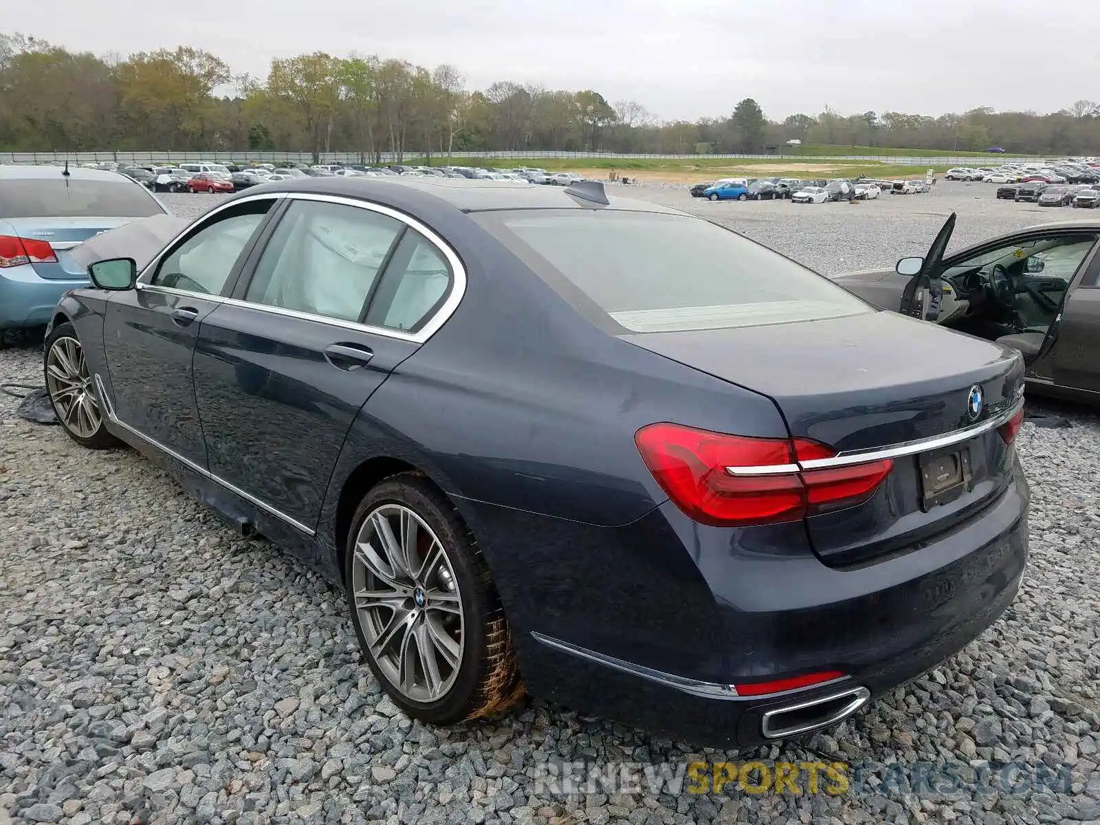 3 Photograph of a damaged car WBA7E2C53KB218506 BMW 7 SERIES 2019