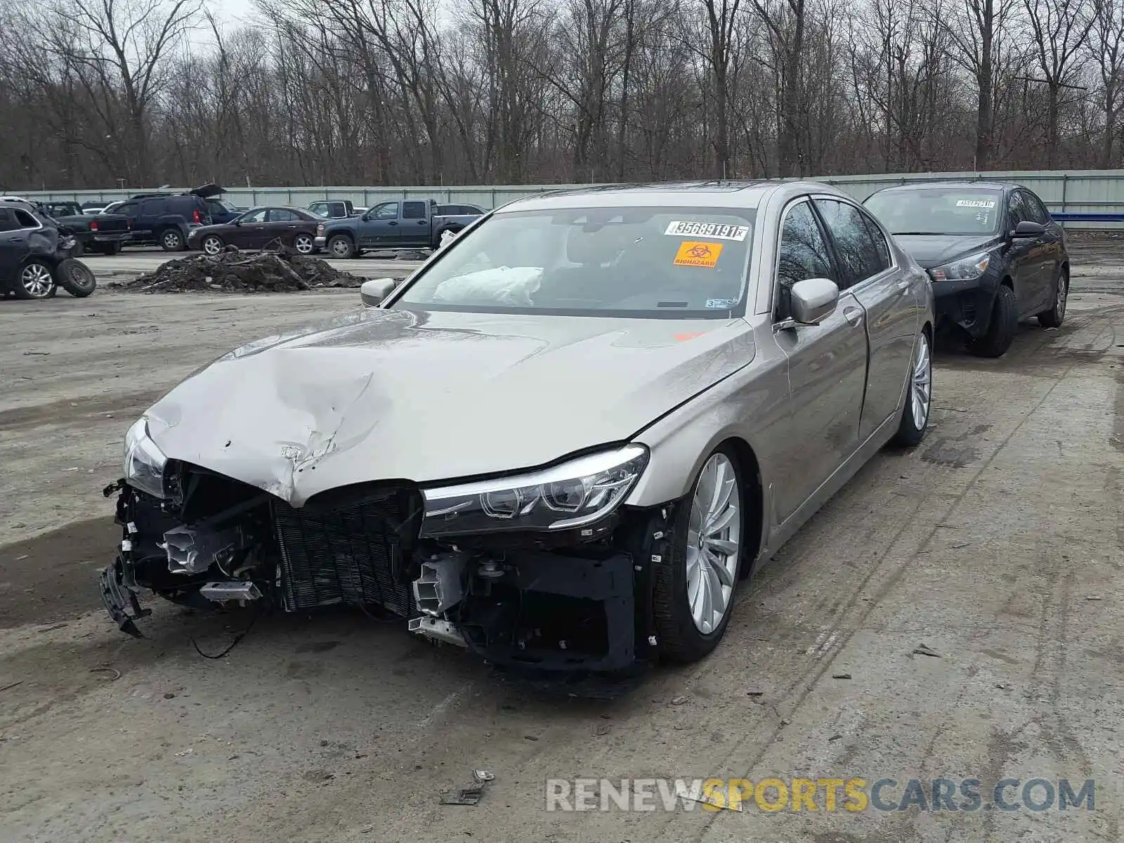 2 Photograph of a damaged car WBA7E2C53KB454718 BMW 7 SERIES 2019