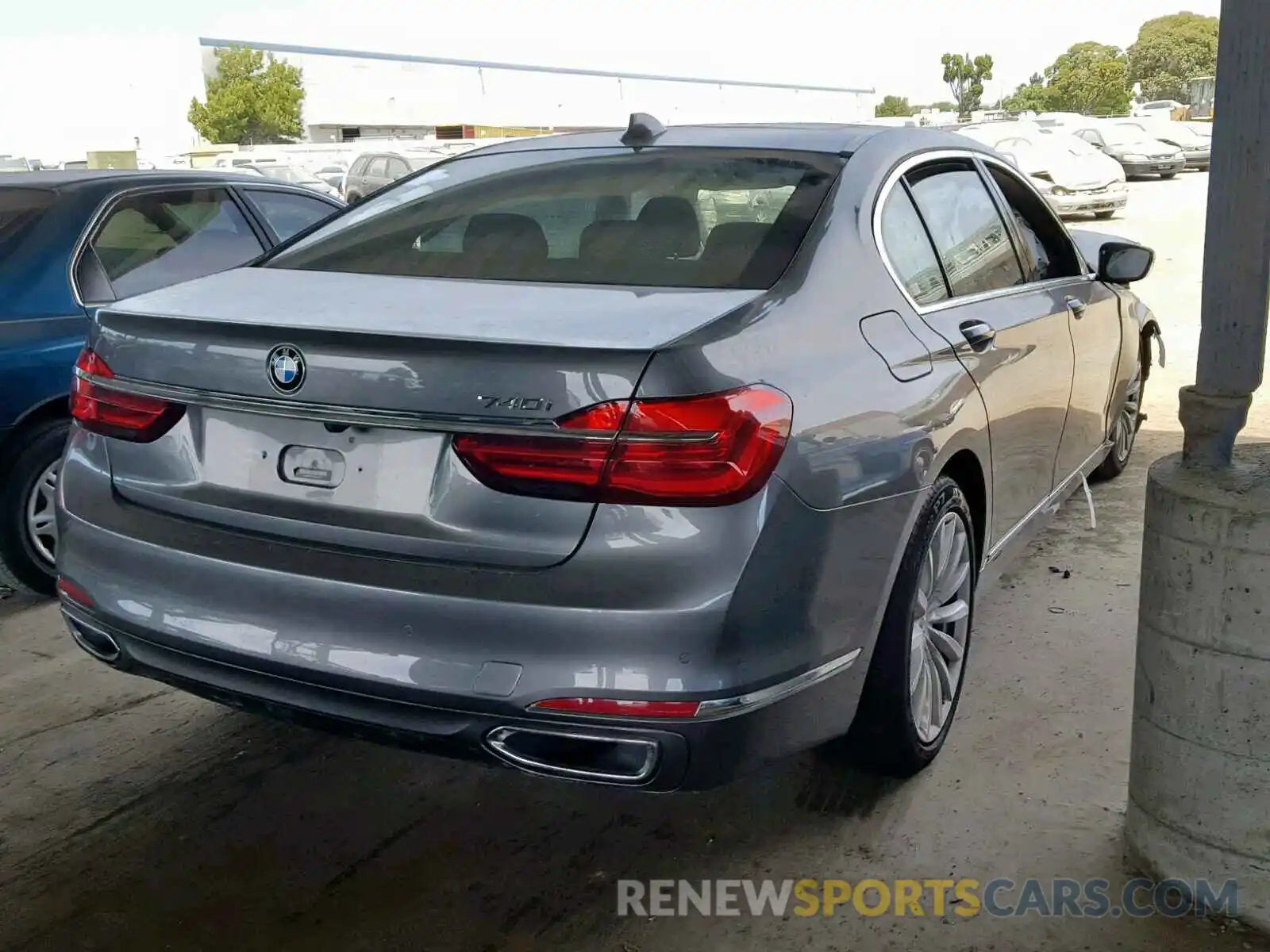 4 Photograph of a damaged car WBA7E2C54KB454579 BMW 7 SERIES 2019