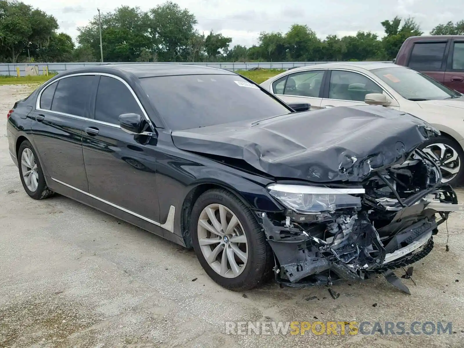 1 Photograph of a damaged car WBA7E2C55KB216515 BMW 7 SERIES 2019