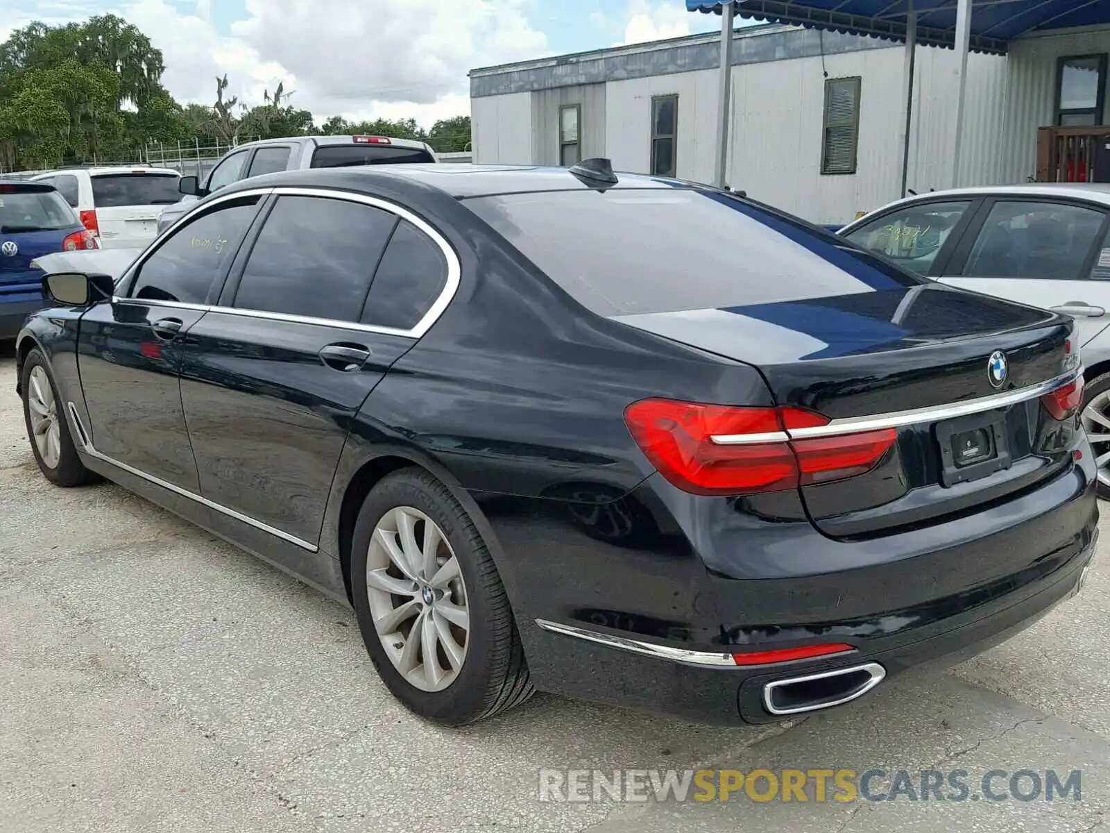 3 Photograph of a damaged car WBA7E2C55KB216515 BMW 7 SERIES 2019