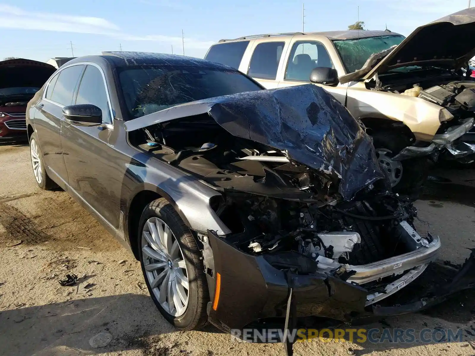 1 Photograph of a damaged car WBA7E2C55KB454588 BMW 7 SERIES 2019