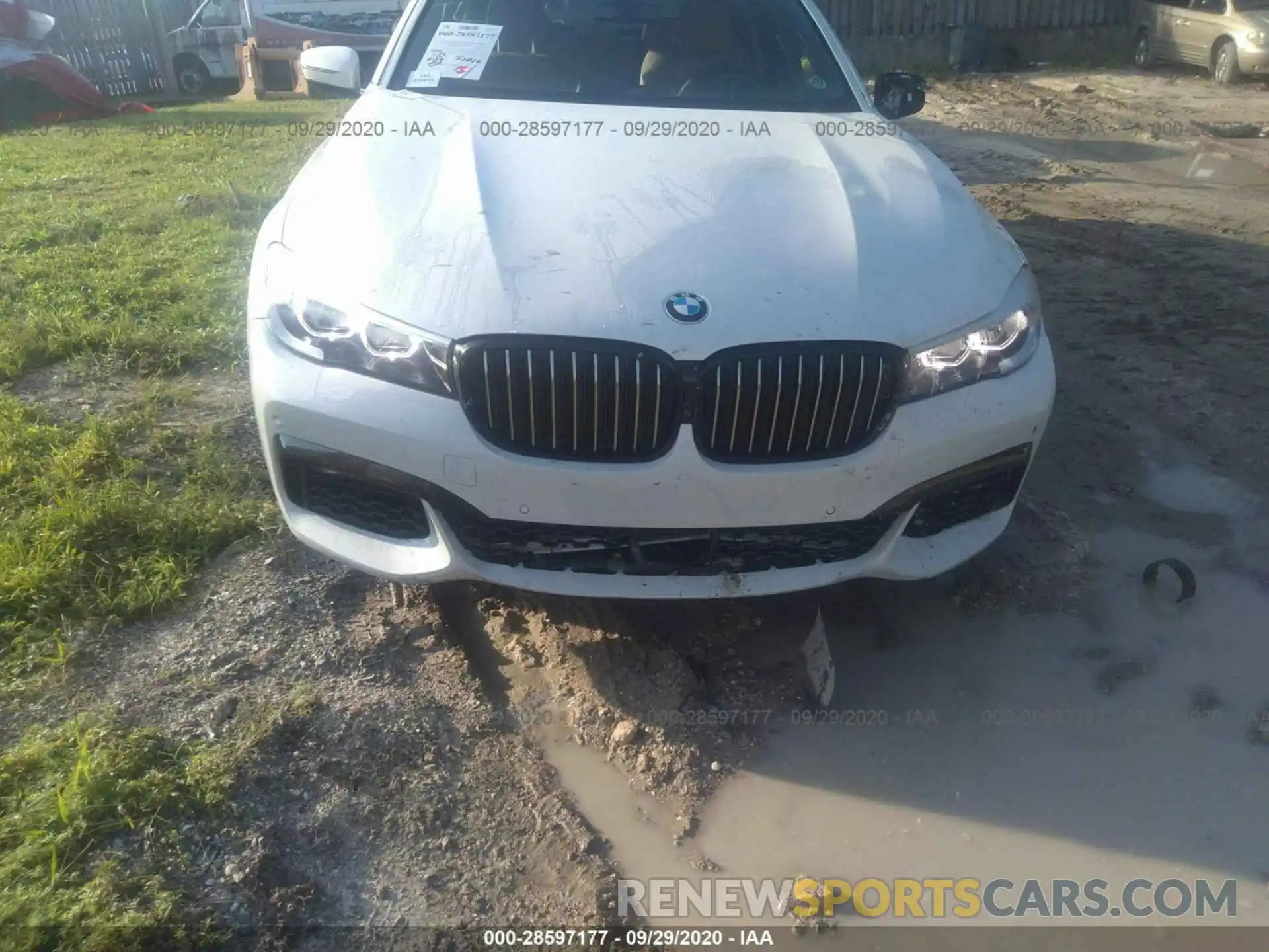 6 Photograph of a damaged car WBA7E2C56KB217155 BMW 7 SERIES 2019