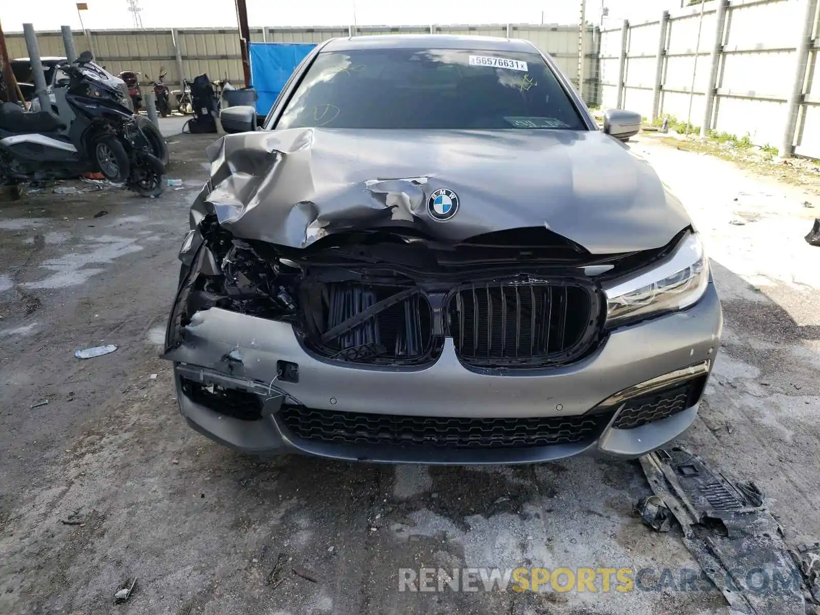 9 Фотография поврежденного автомобиля WBA7E2C56KB217267 BMW 7 SERIES 2019