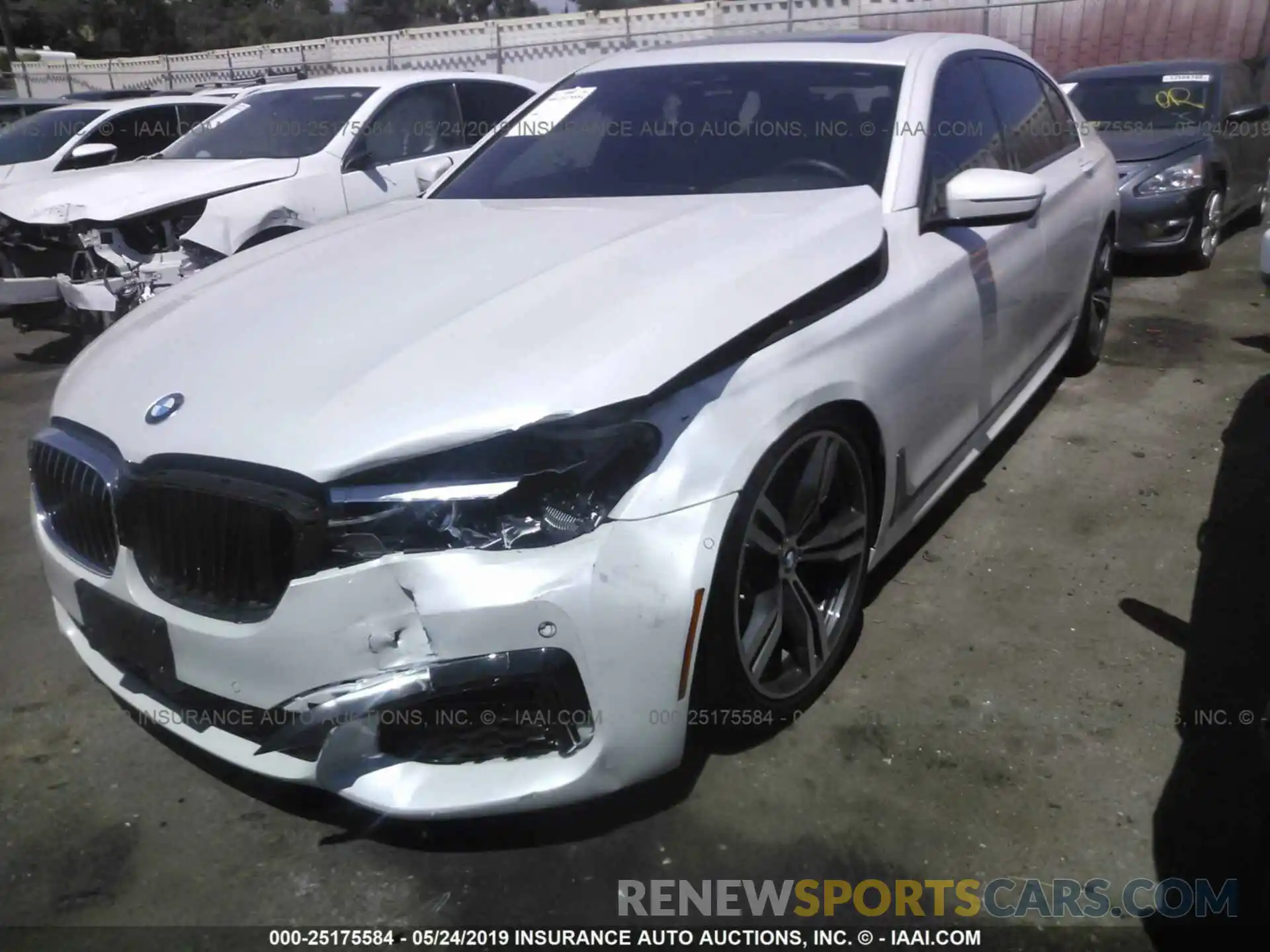 2 Photograph of a damaged car WBA7E2C56KB218452 BMW 7 SERIES 2019