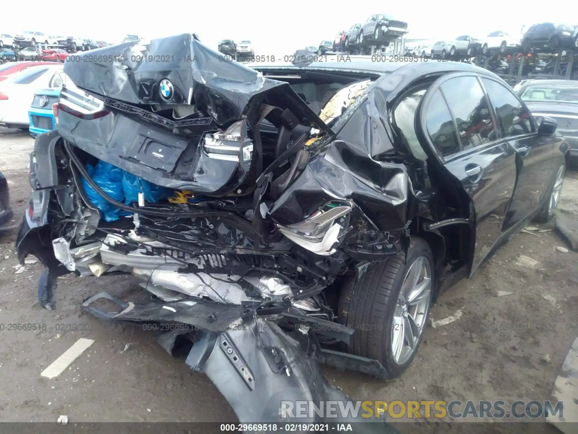 6 Photograph of a damaged car WBA7E2C57KB216693 BMW 7 SERIES 2019