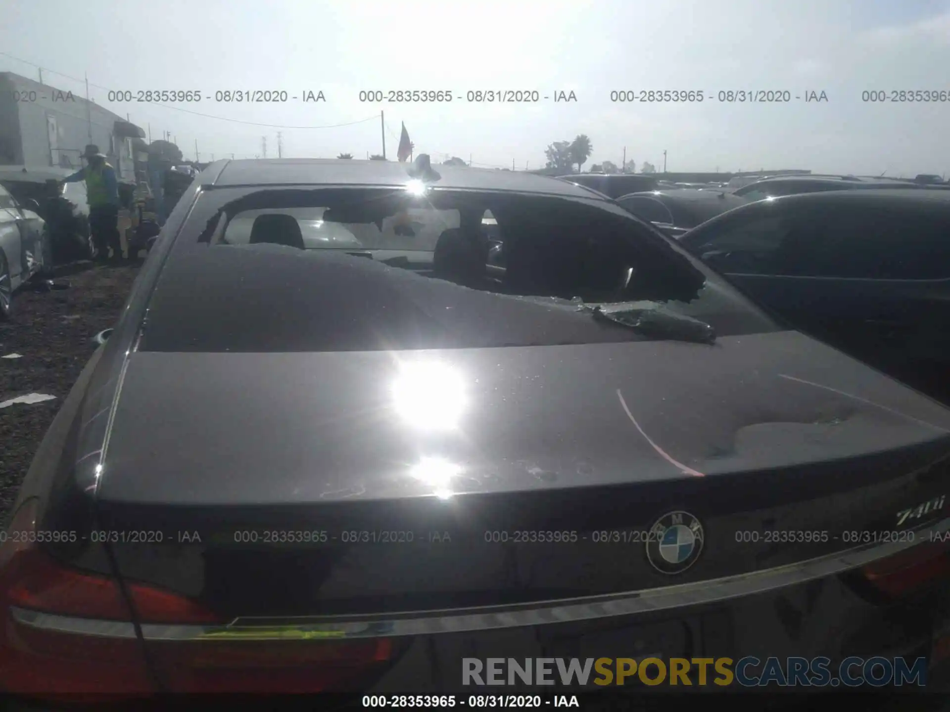 6 Фотография поврежденного автомобиля WBA7E2C57KB218122 BMW 7 SERIES 2019