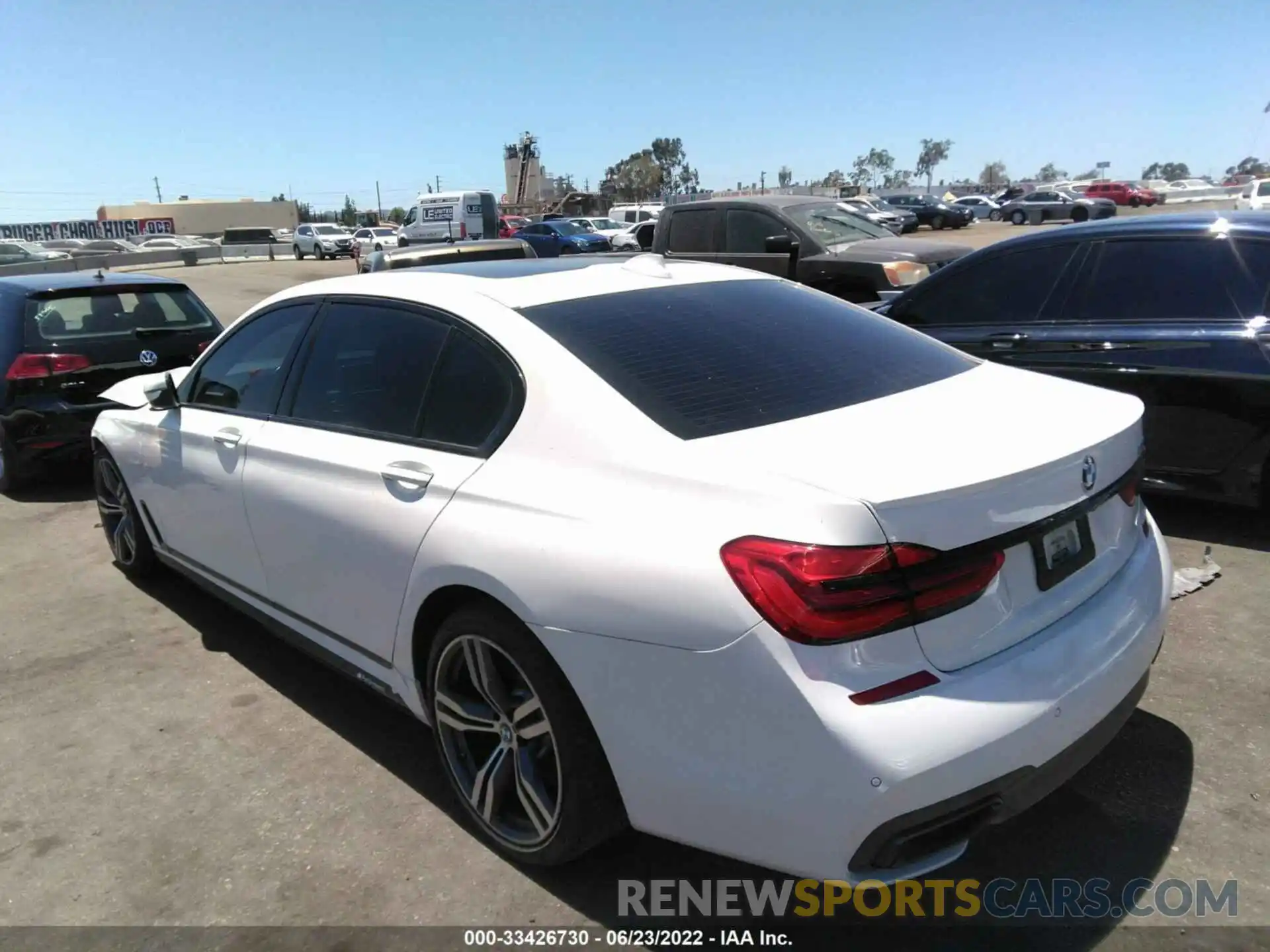 3 Photograph of a damaged car WBA7E2C57KB454169 BMW 7 SERIES 2019