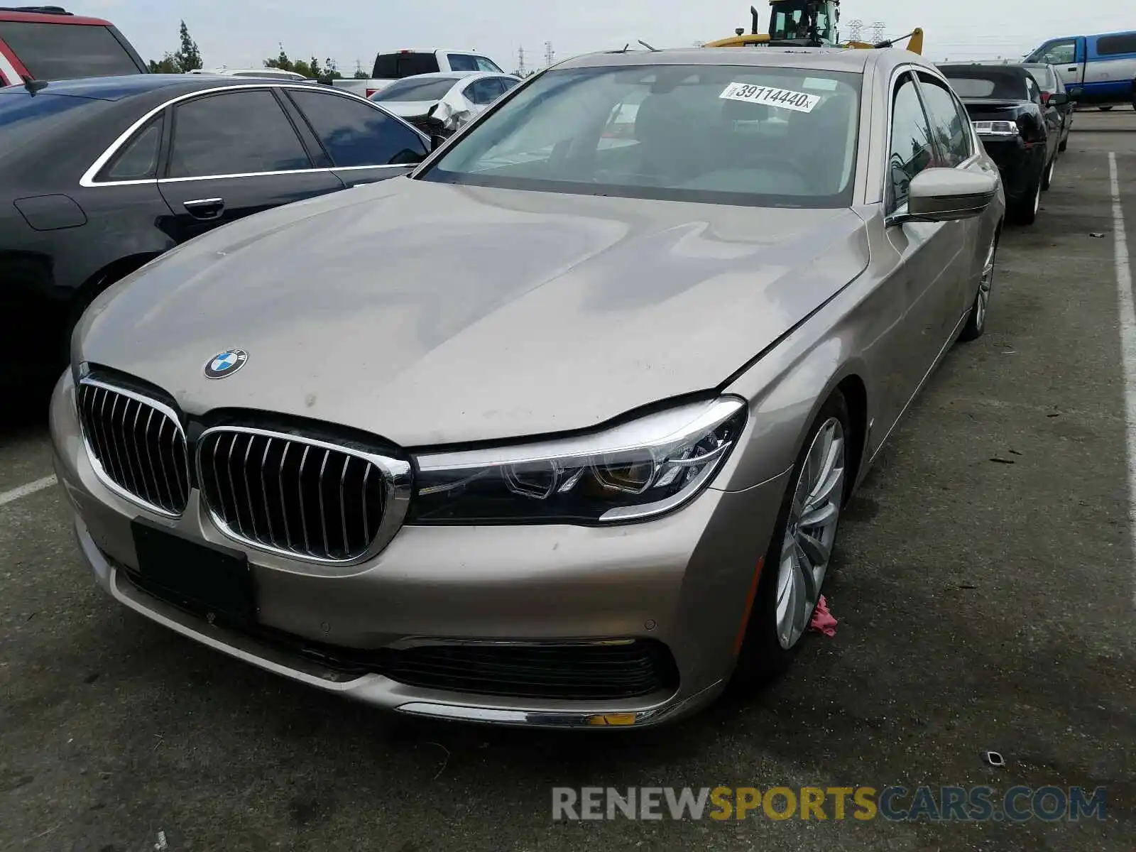 2 Photograph of a damaged car WBA7E2C58KB454553 BMW 7 SERIES 2019