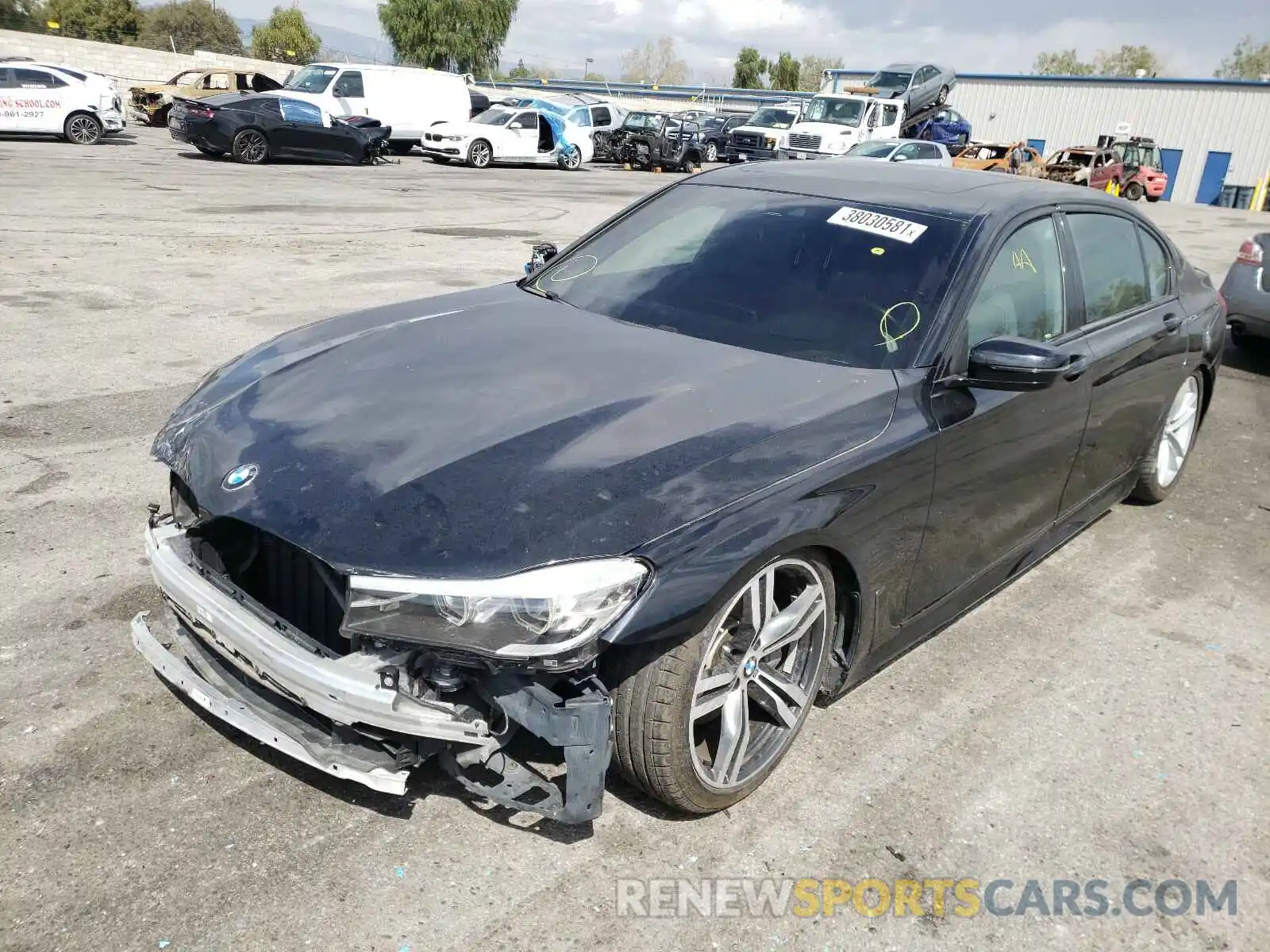 2 Фотография поврежденного автомобиля WBA7E2C58KB454861 BMW 7 SERIES 2019
