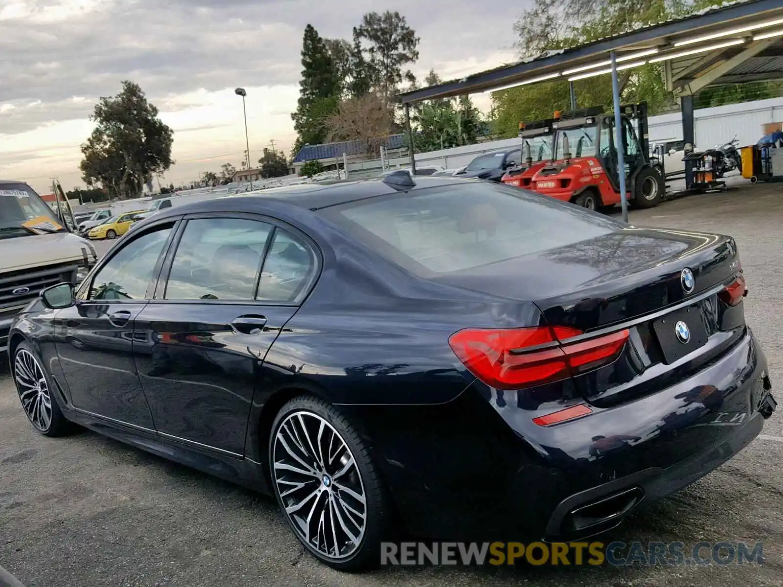 3 Photograph of a damaged car WBA7E2C5XKB217580 BMW 7 SERIES 2019