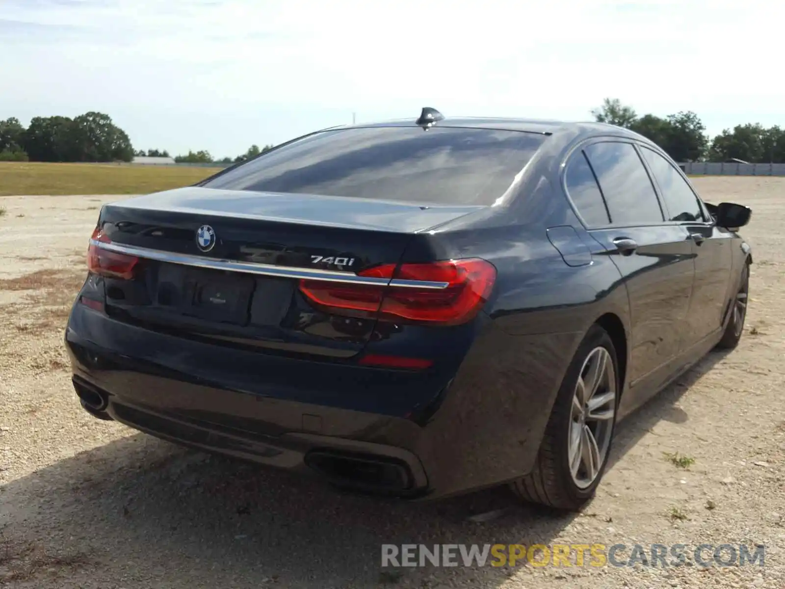 4 Photograph of a damaged car WBA7E2C5XKB454845 BMW 7 SERIES 2019