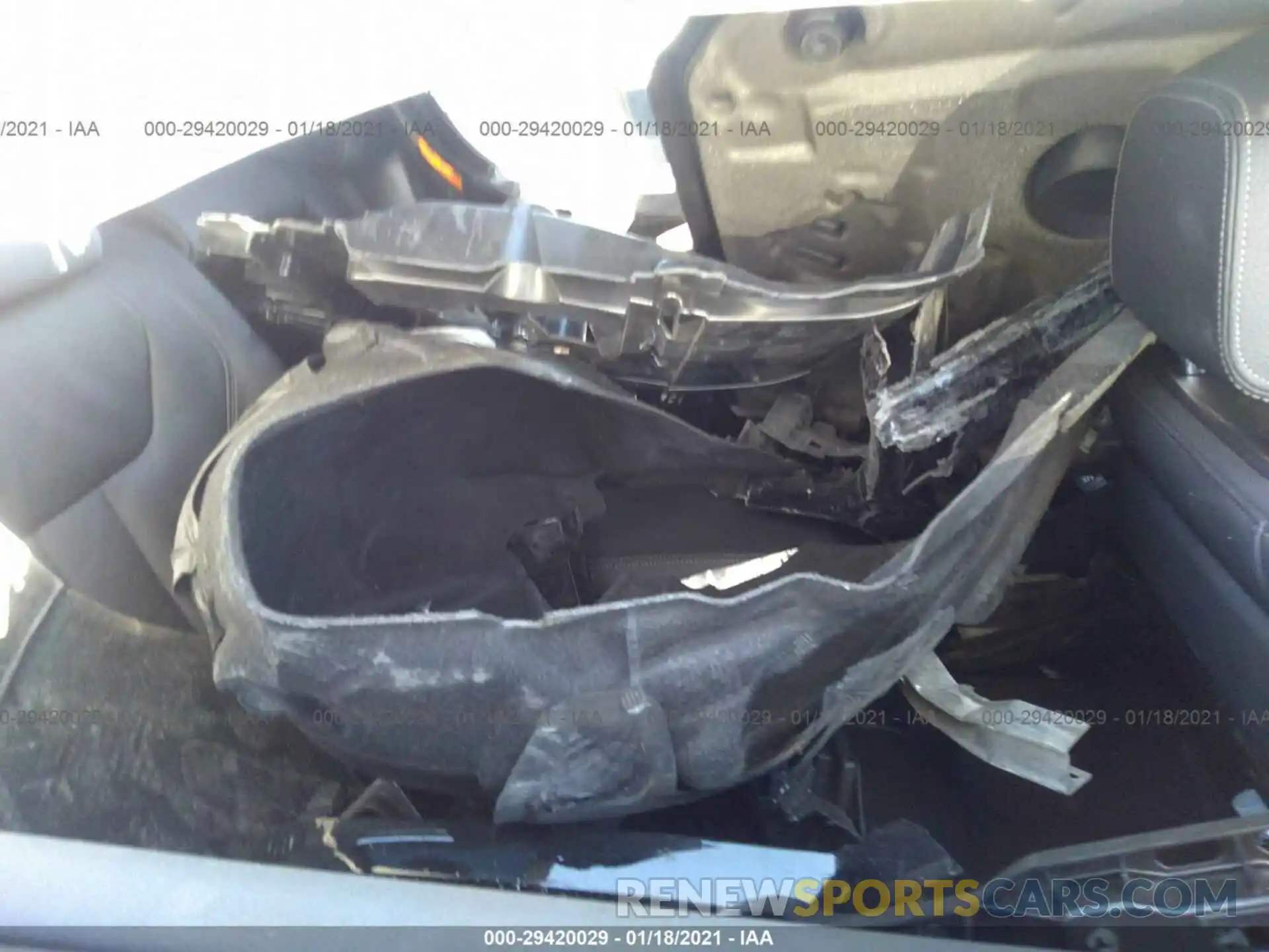 8 Фотография поврежденного автомобиля WBA7E2C5XKB454960 BMW 7 SERIES 2019