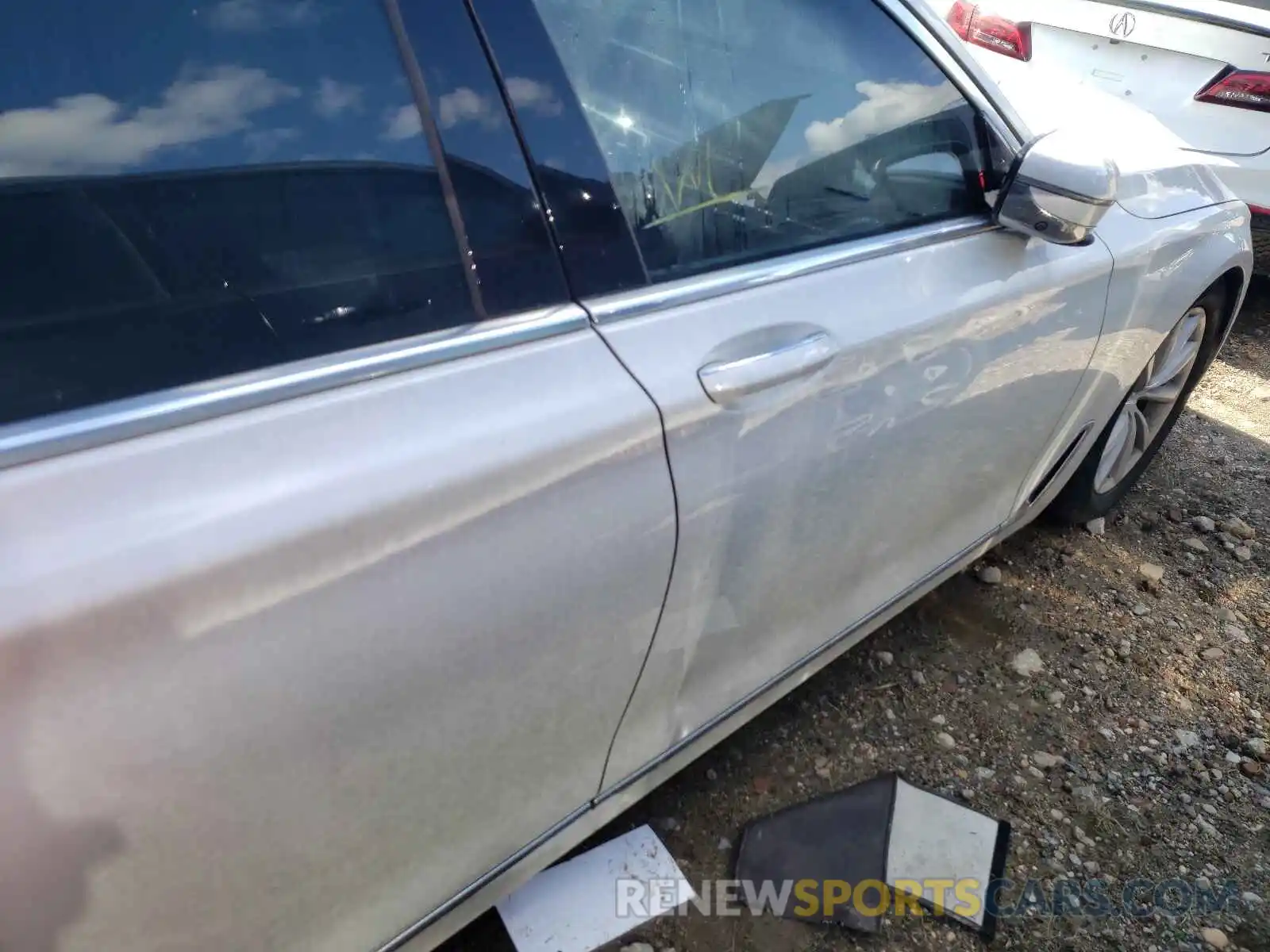 9 Photograph of a damaged car WBA7E4C50KGV70604 BMW 7 SERIES 2019