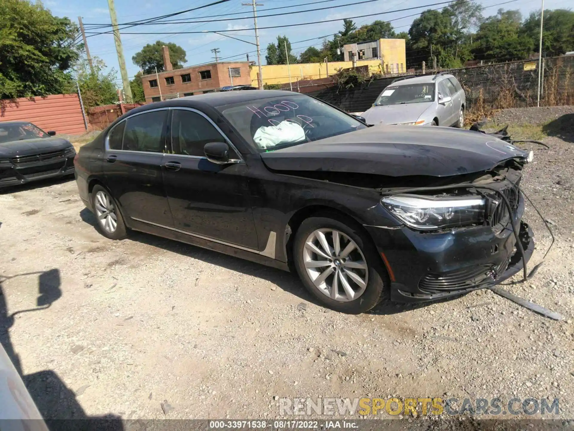 1 Photograph of a damaged car WBA7E4C52KGV28743 BMW 7 SERIES 2019