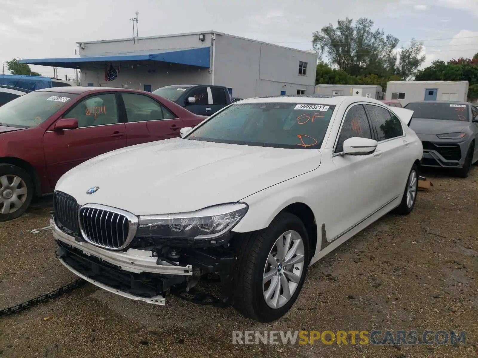 2 Photograph of a damaged car WBA7E4C53KGV28525 BMW 7 SERIES 2019