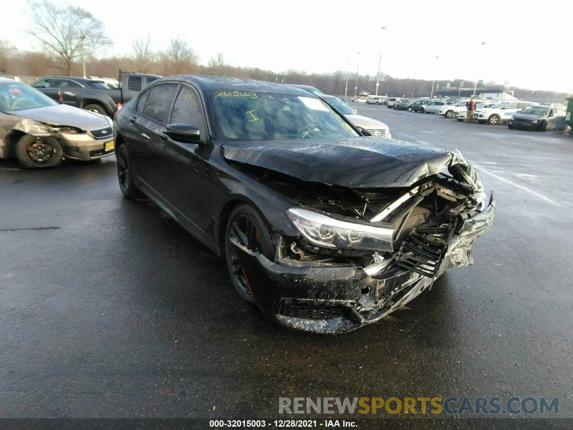 1 Photograph of a damaged car WBA7E4C55KGV28512 BMW 7 SERIES 2019