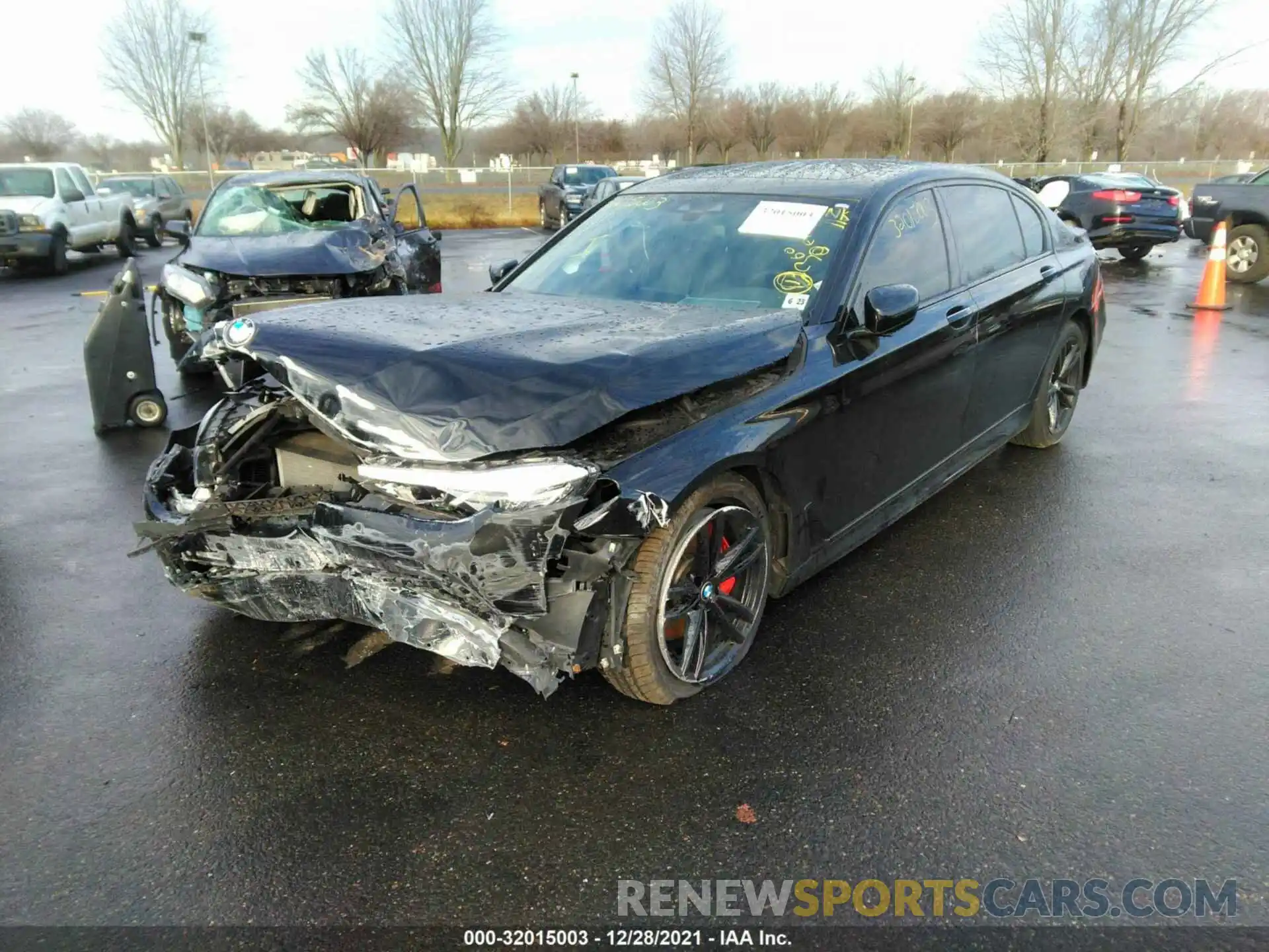 2 Photograph of a damaged car WBA7E4C55KGV28512 BMW 7 SERIES 2019