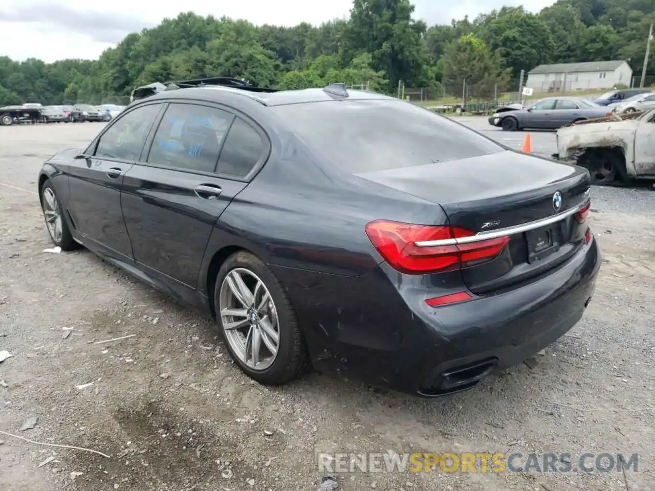 3 Фотография поврежденного автомобиля WBA7E4C55KGV70050 BMW 7 SERIES 2019