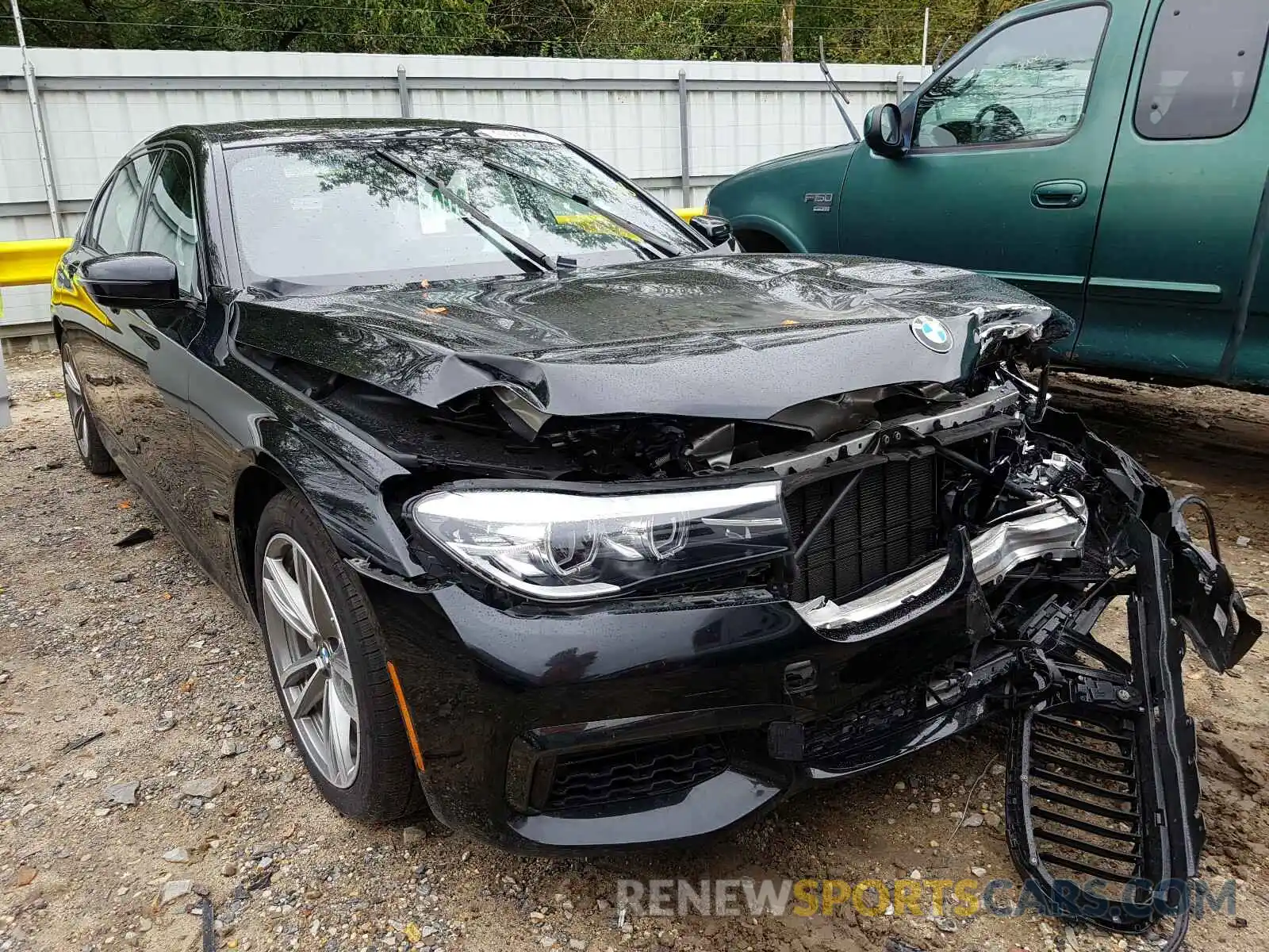 1 Photograph of a damaged car WBA7E4C56KGV69943 BMW 7 SERIES 2019