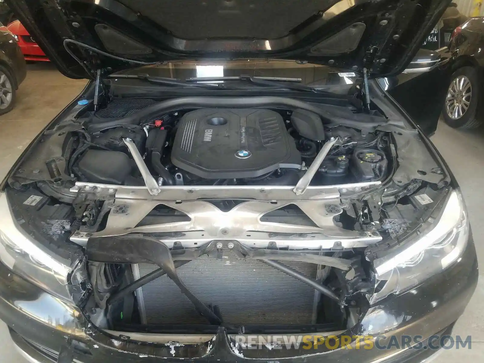 7 Photograph of a damaged car WBA7E4C57KGV28432 BMW 7 SERIES 2019